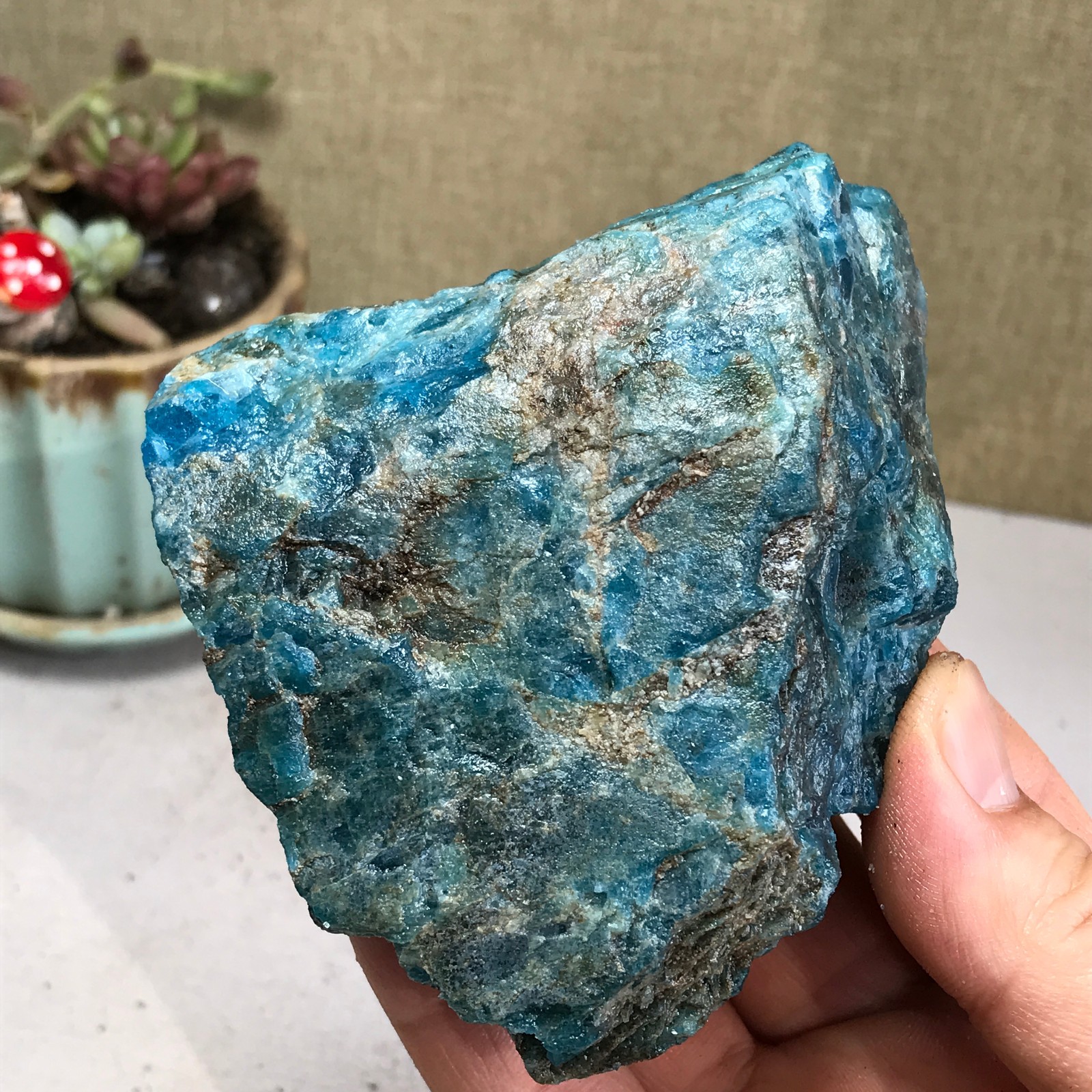 82-77-40mm Top Natural apatite Crystal uncut gemstone Mineral Specimen A4191