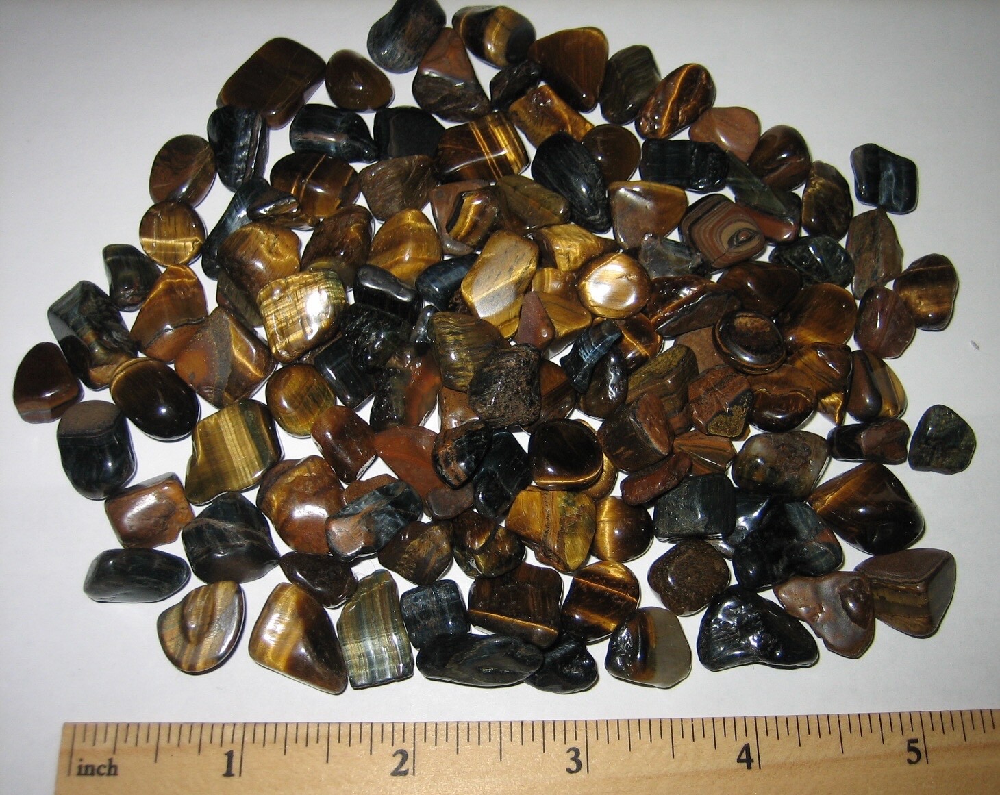 122 TUMBLED POLISHED SMALL NATURAL 0.2″- 0.6″ TIGER EYE STONES ~ 200.4grams *A