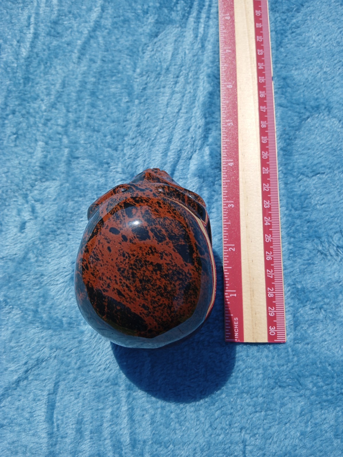 Beautiful Mahogany Obsidian Crystal Skull Carving. 3.75″. Over 1 pound! SK4