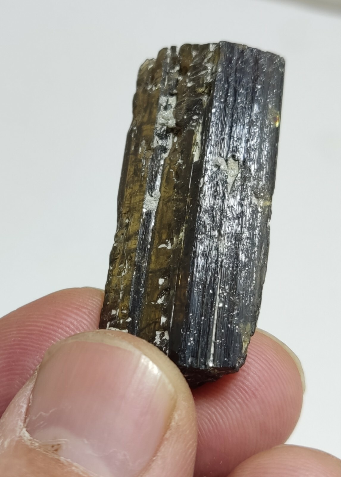 Natural epidote crystal 12 grams