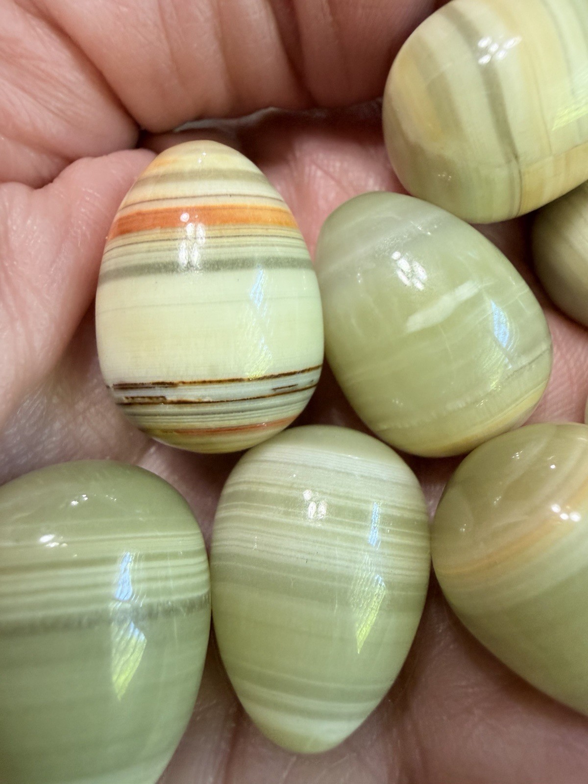 Lot Of 10 Green Onyx Eggs Gemstones 20mmx15mm Polished Ships Free!