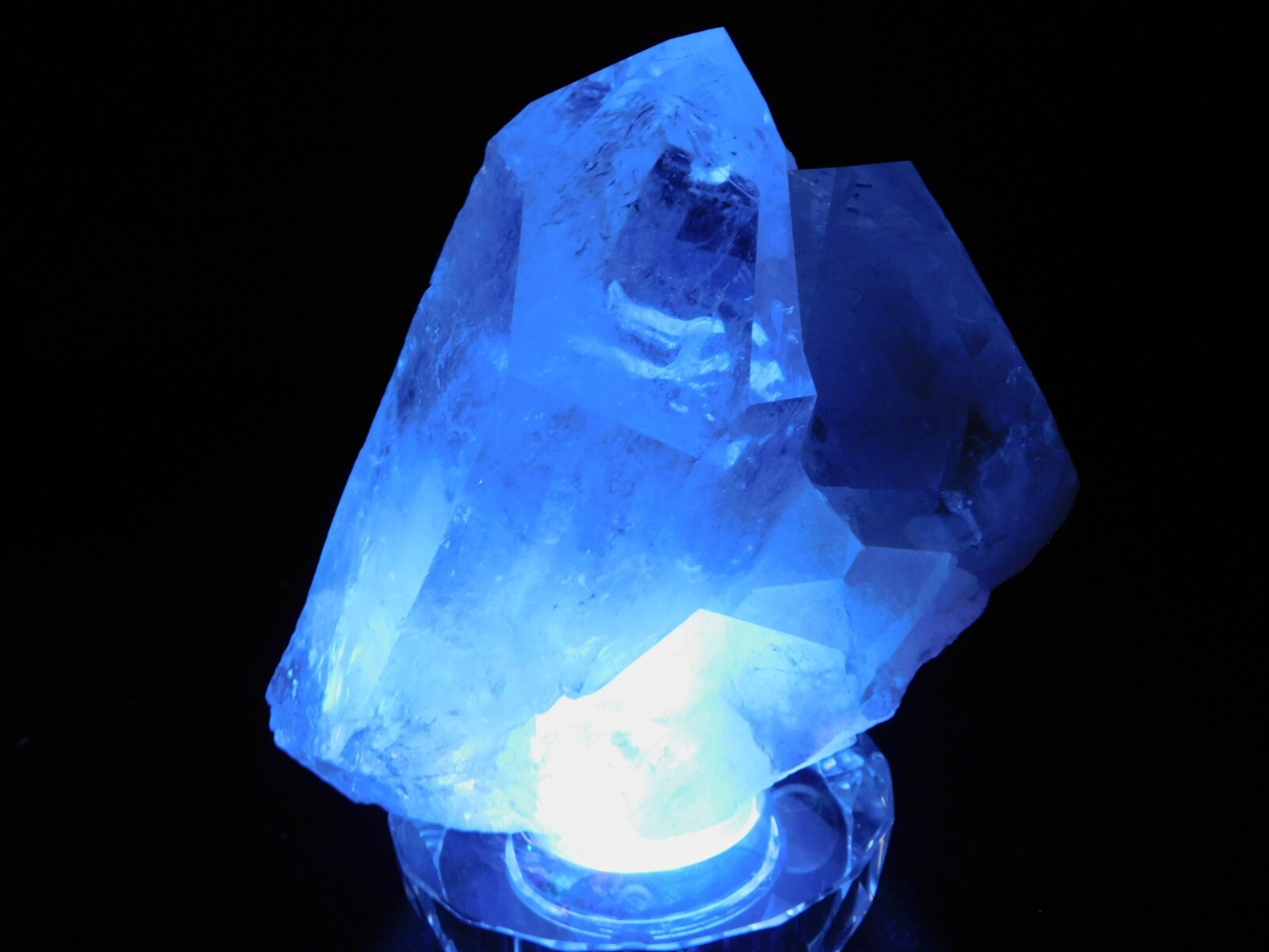 Clear Acrylic LED Lighted Display STAND With MULTI-COLOR Lights