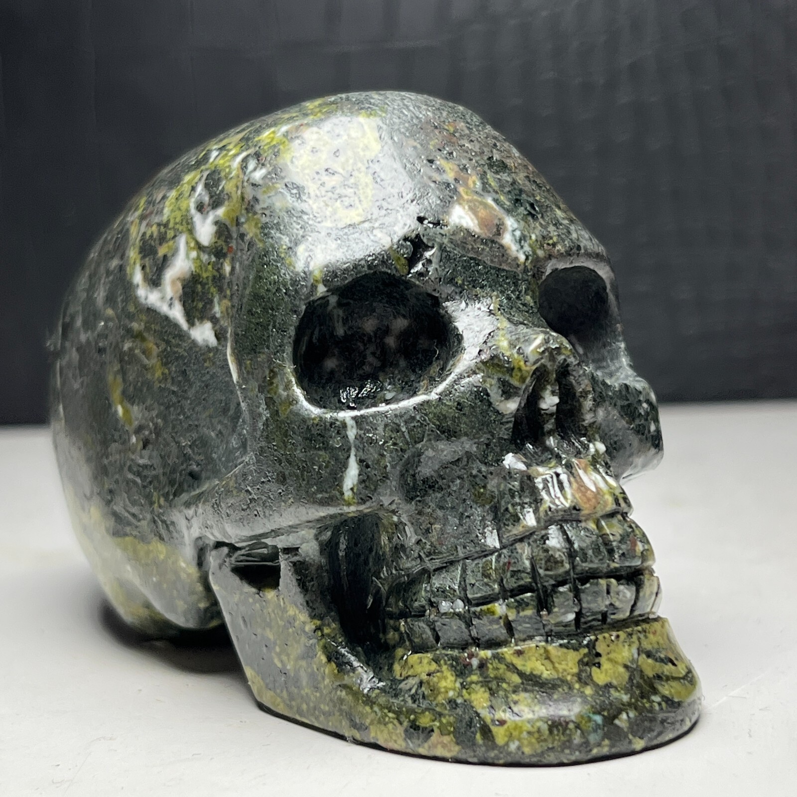437G Natural Crystal Mineral Specimen.Plum flower stone. Hand-carved SKULL.ET