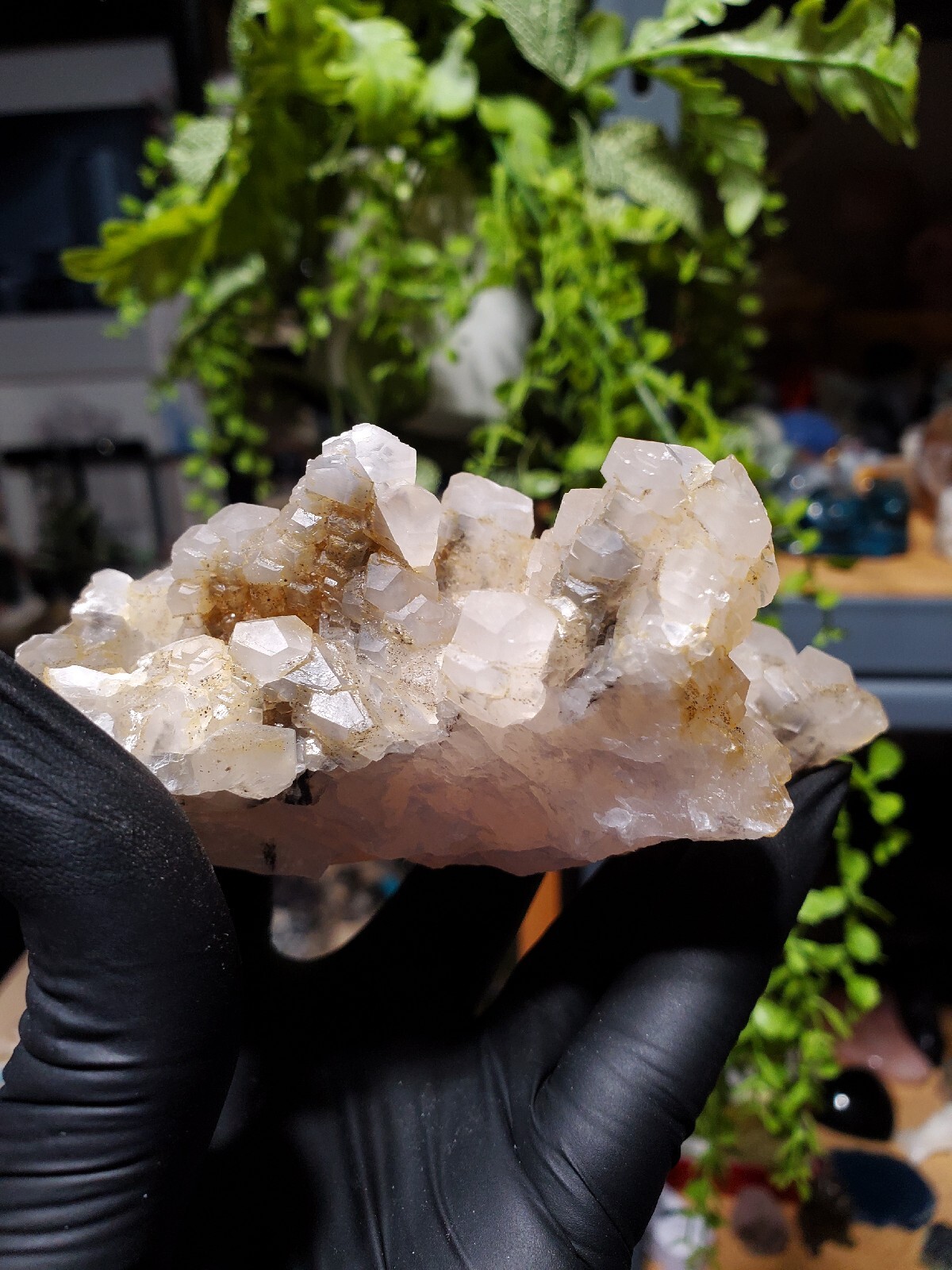 Fluorescence Columnar Benz Calcite, Cluster UV-reactive 338g