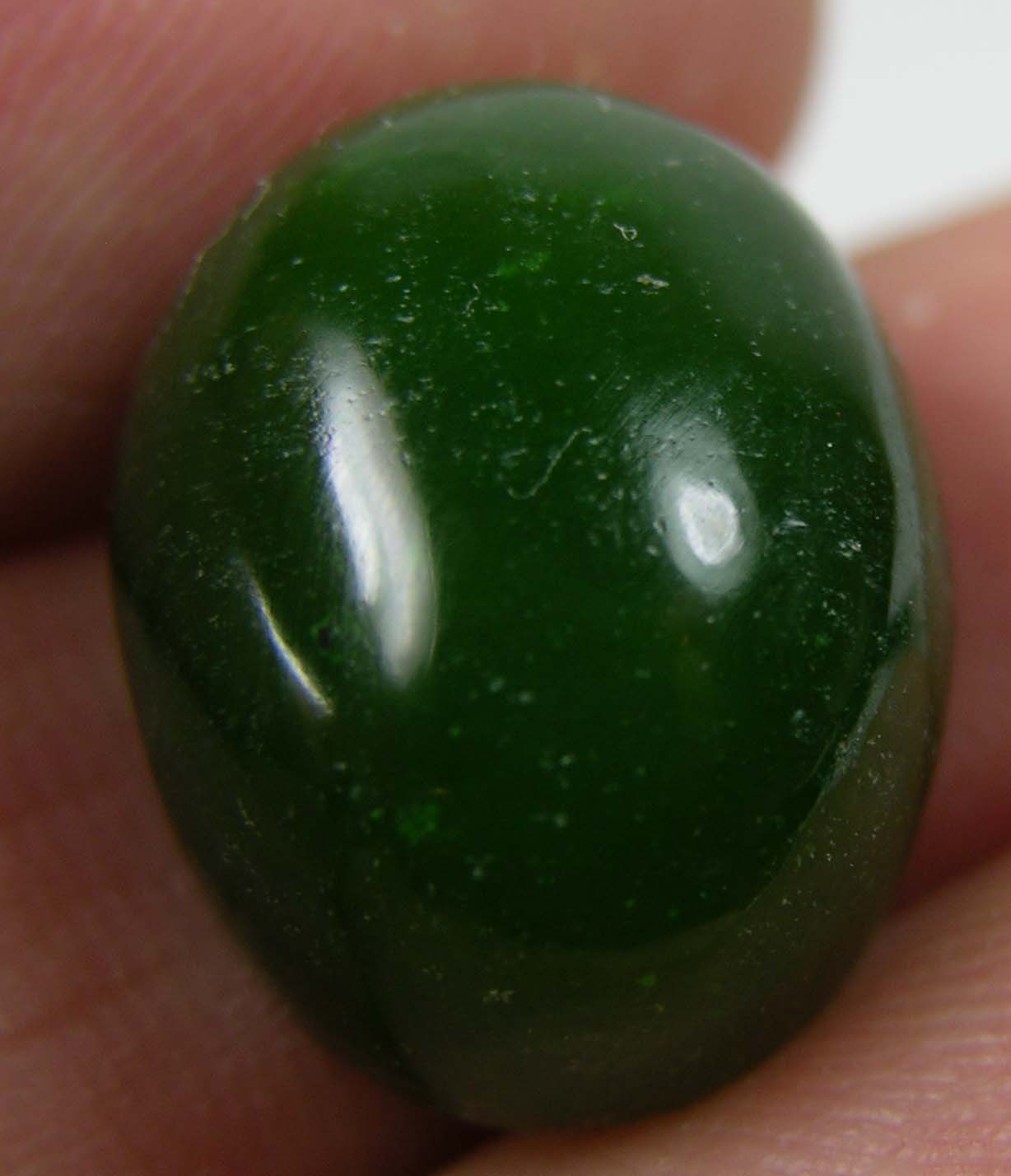20.25ct Russia 100% Natural Jade Nephrite Oval Cabochon Gemstone 4.05g 16.50mm