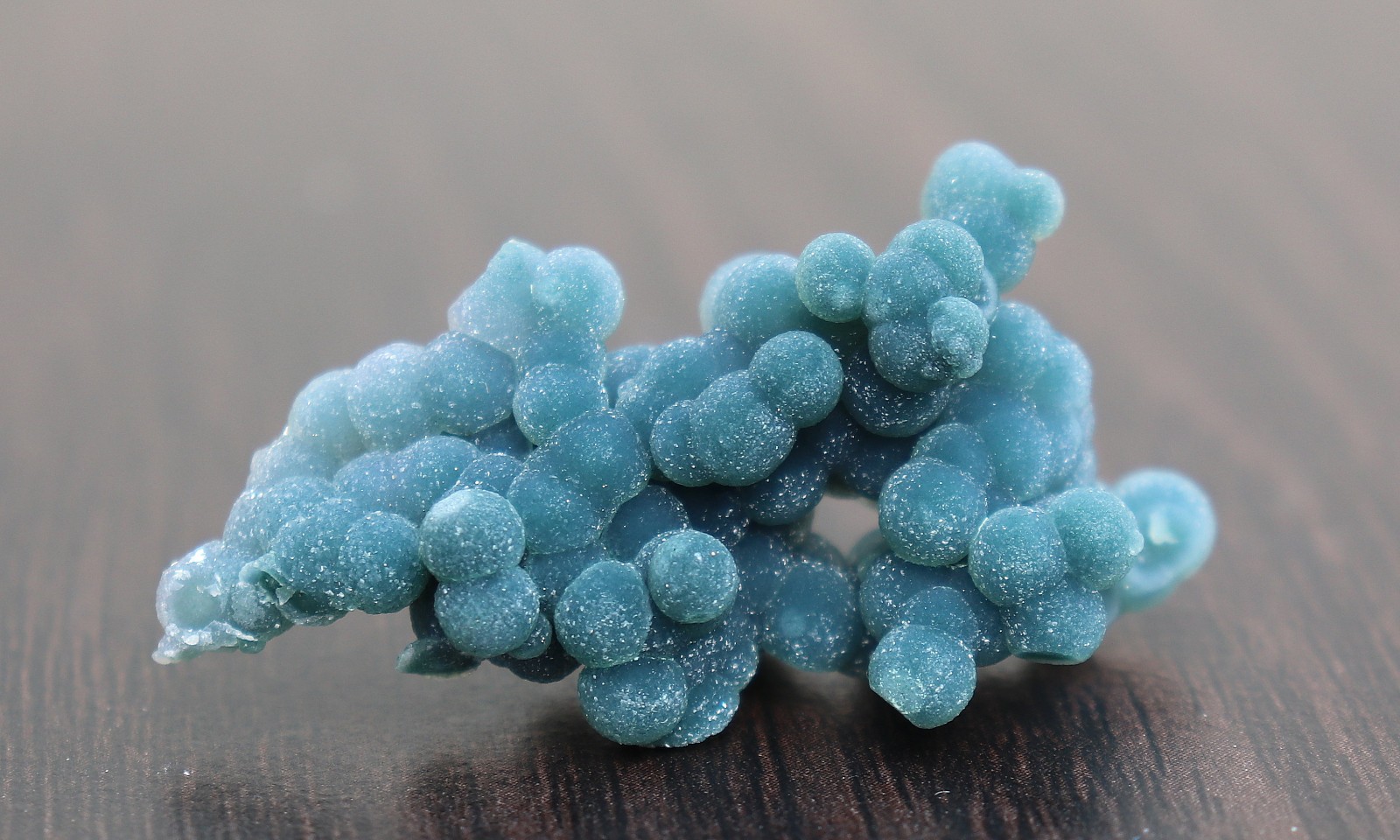 Green Grape Agate From Indonesia Satiny Purple Color WOW 4.2 cms (: