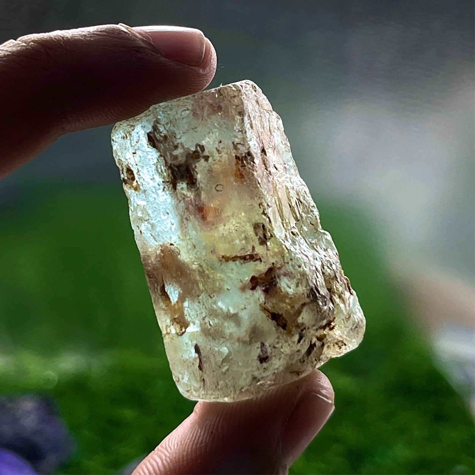198 Cts Collectible Rusted Aquamarine Crystal, Raw Pencil Point Beryl Gemstone,