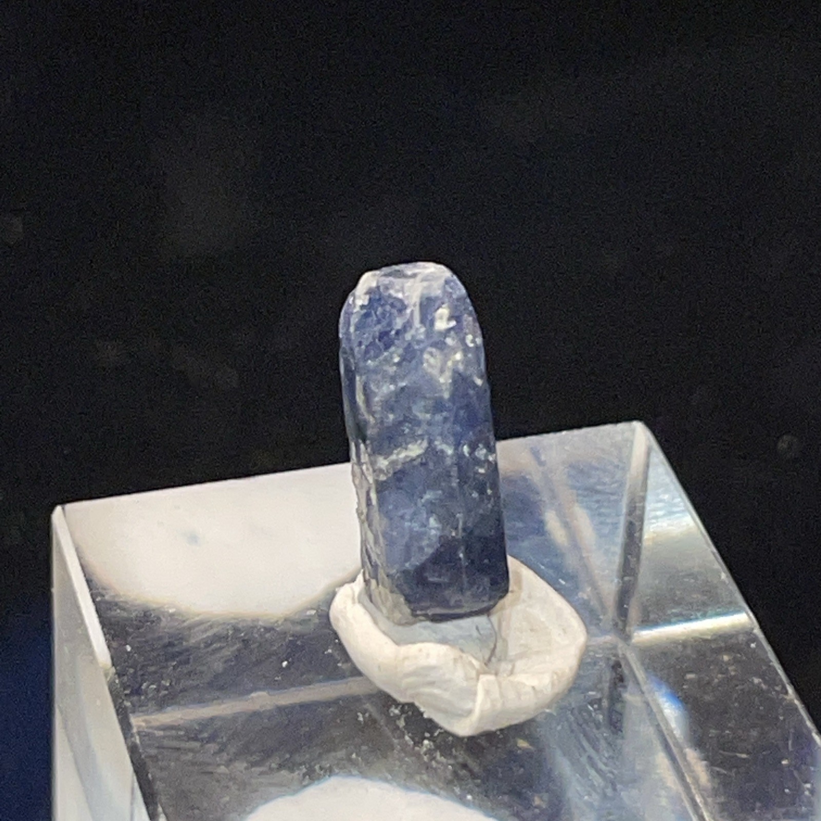 BEAUTIFUL TERMINATED ETCHED SAPPHIRE THUMBNAIL MOZAMBIQUE