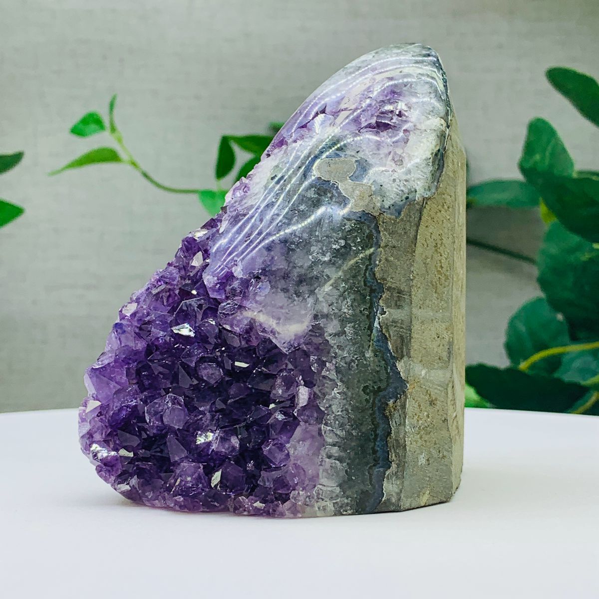 633g Natural Amethyst Geode Mineral Specimen Crystal Quartz Energy Decoration