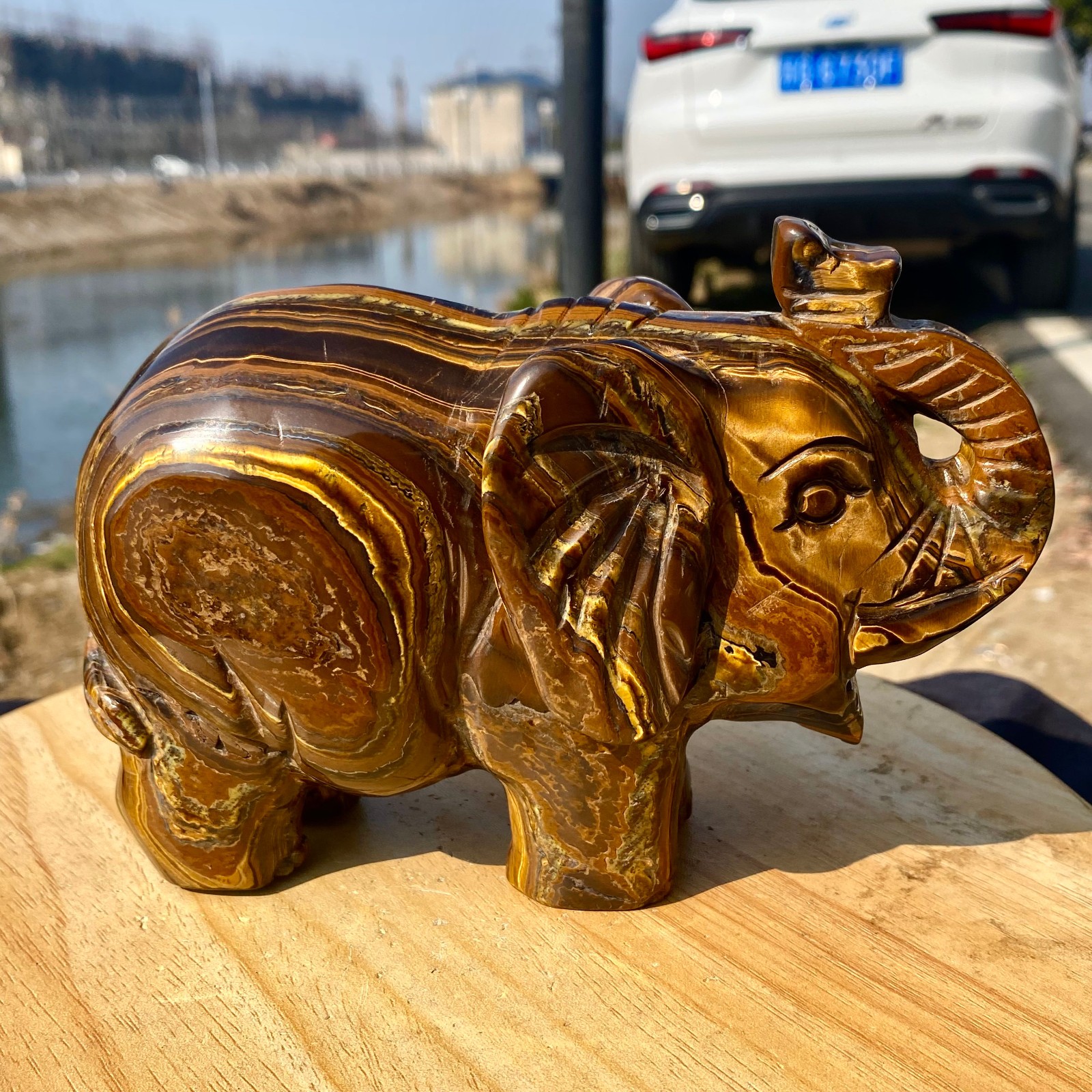 3.72LB Natural Tiger’s Eye Gemstone Elephant Figurin Hand Carved Mineral