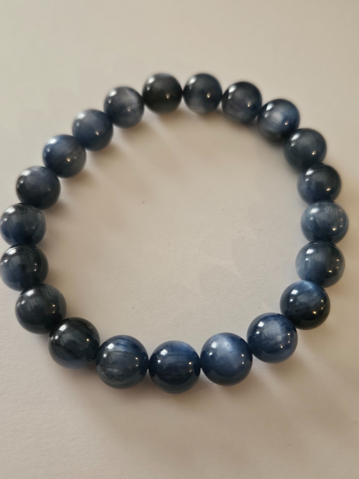 Blue Kyanite Bead Bracelet: 8 mm Round Crystals (Blue Kyanite Crystal Bracelet)