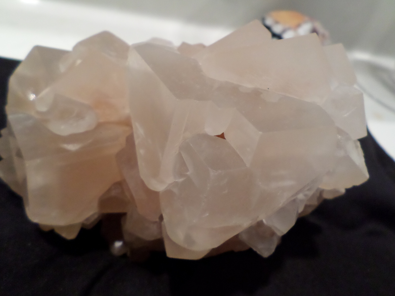 KB: LARGE CABINET BRIGHT FL WHITE CALCITE XLS & PHOS. FROM HUNAN PROVINCE, CHINA