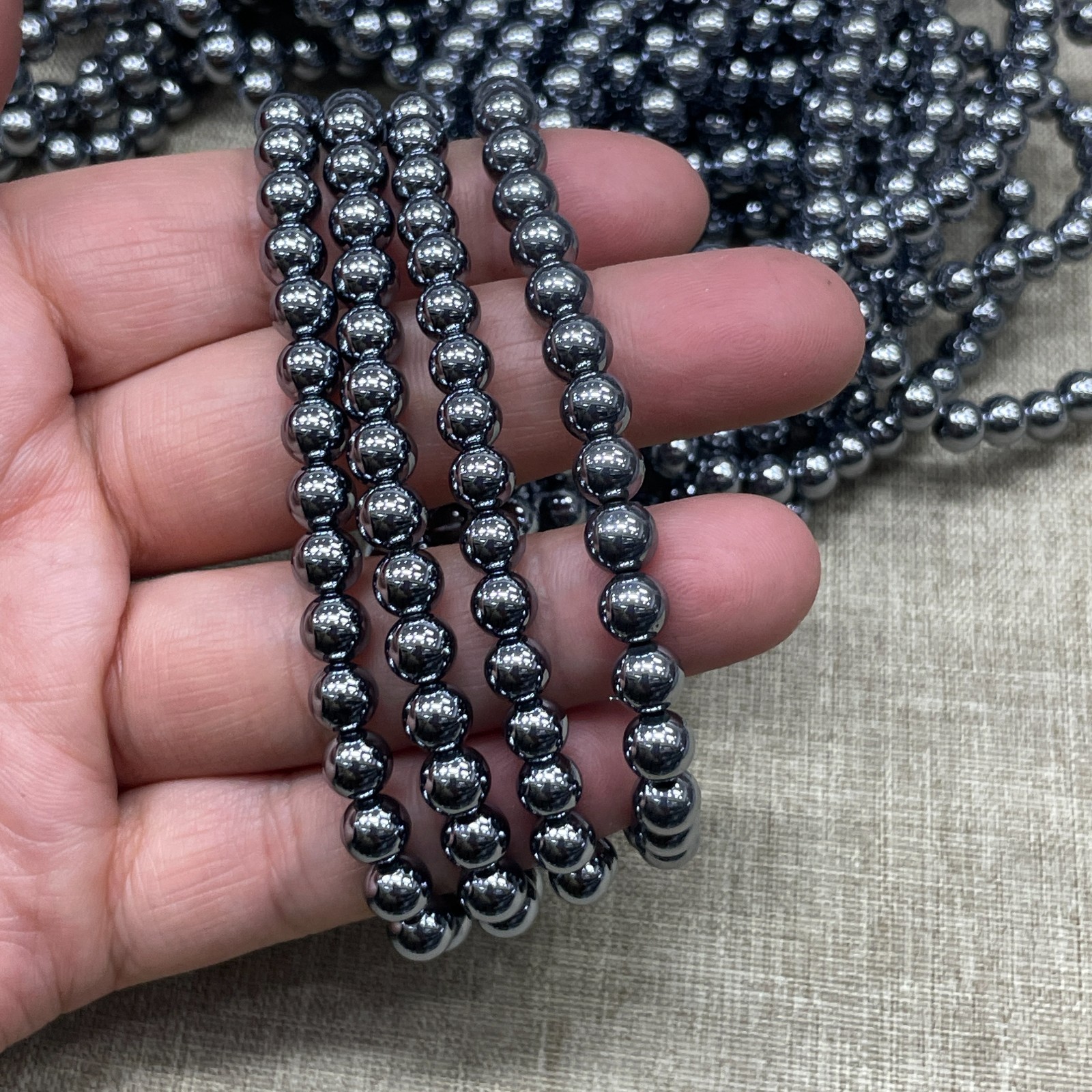 Wholesale 1 Pcs terahertz Stone ball beads 6mm 7.5″ crystal Stretch Bracelet
