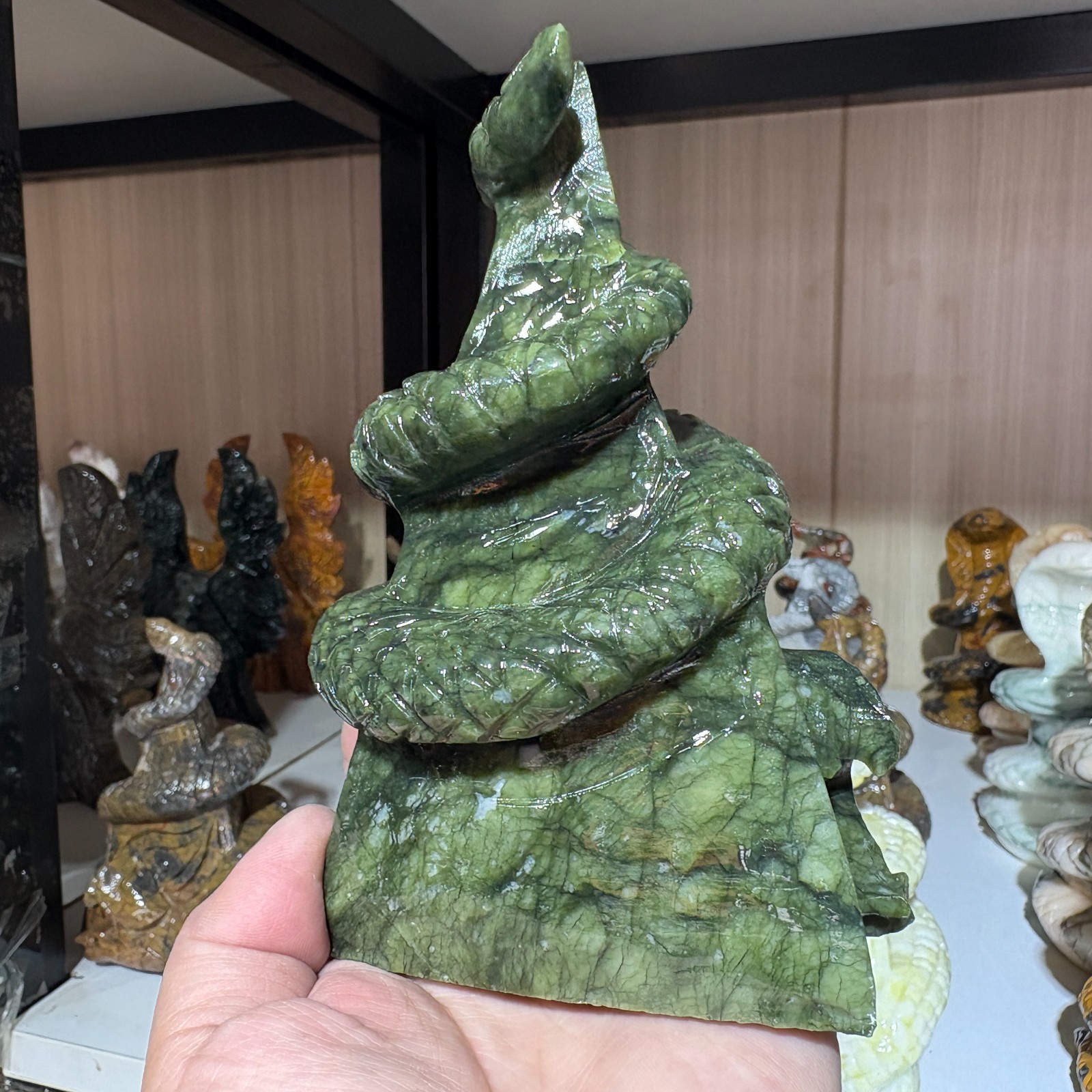 1pc natural jade hand engraving snake skull crystal healing energy gift·