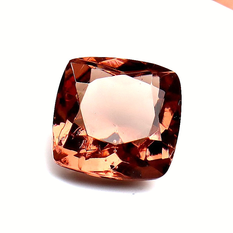Cushion Shape 15-16Ct Certified Color Change Alexandrite Loose Gemstone