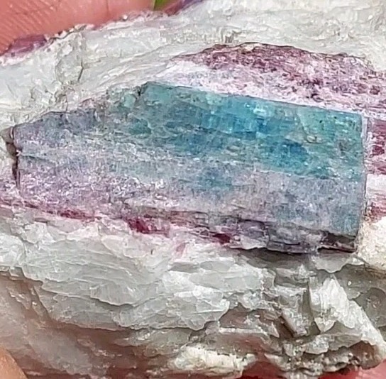 LARGE PARAIBA CUPRIAN BLUE PINK TOURMALINE COPPER BEARING BATALHA MINE BRAZIL