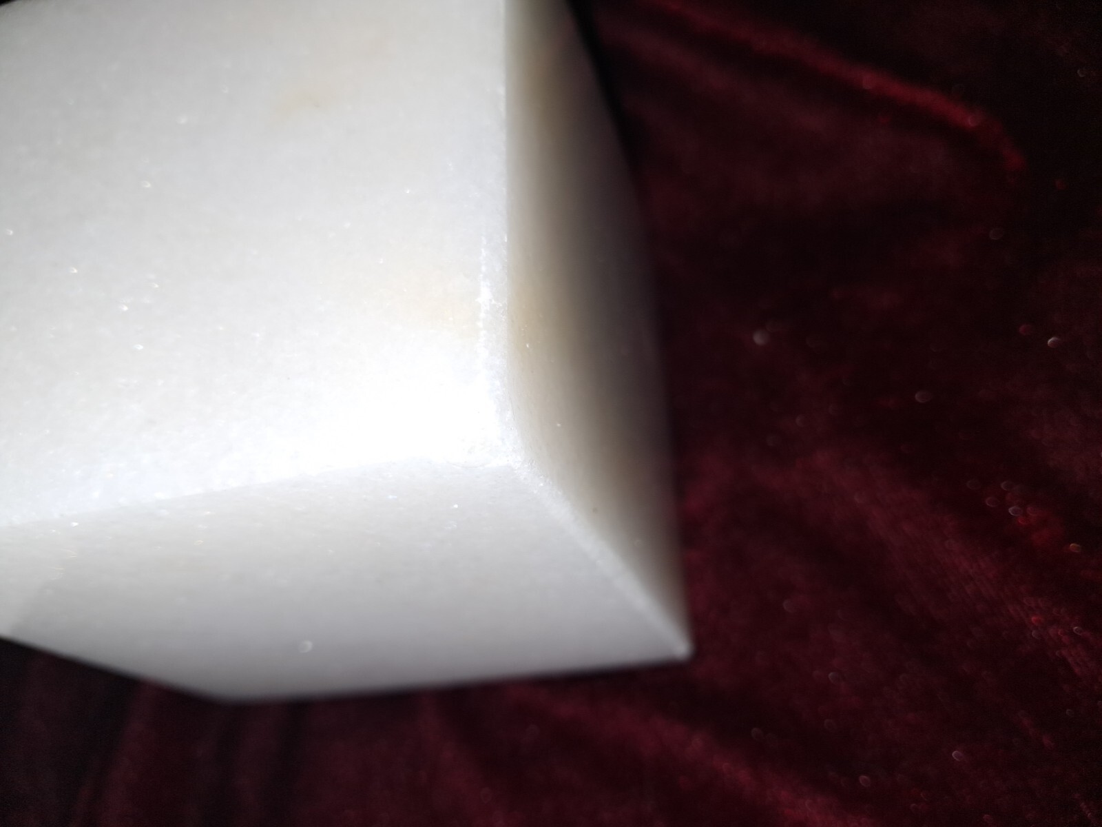 2 Solid Onyx Cube 3 3/16″ Crystal Square HEAVY White sparkly & dark Green