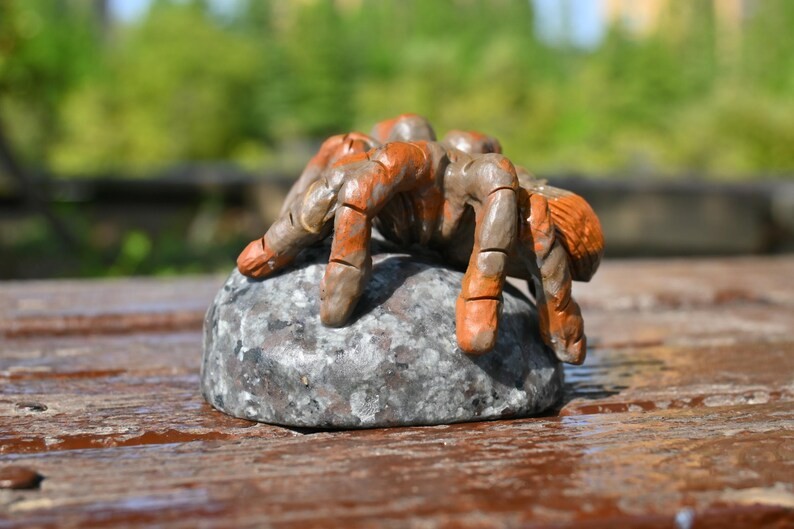 3.2″Hand carved Natural Quartz Spider Reiki Crystal figurine Heal Decor gift 1pc