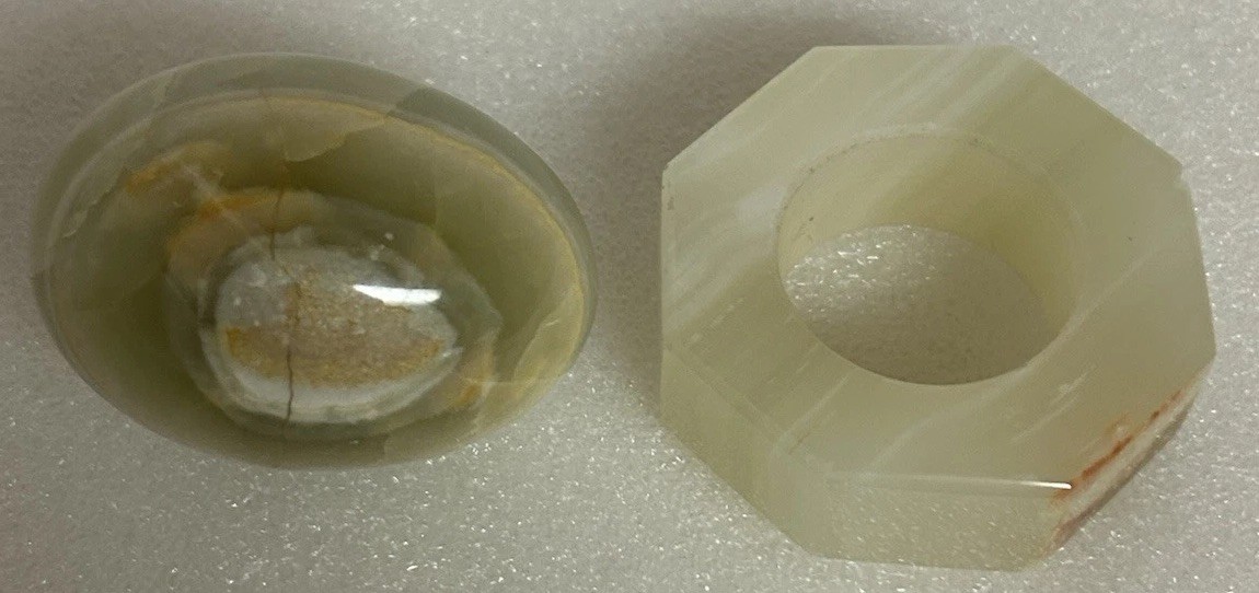 Polished Green Onyx Egg & Stand Gemstone Paperweight VTG