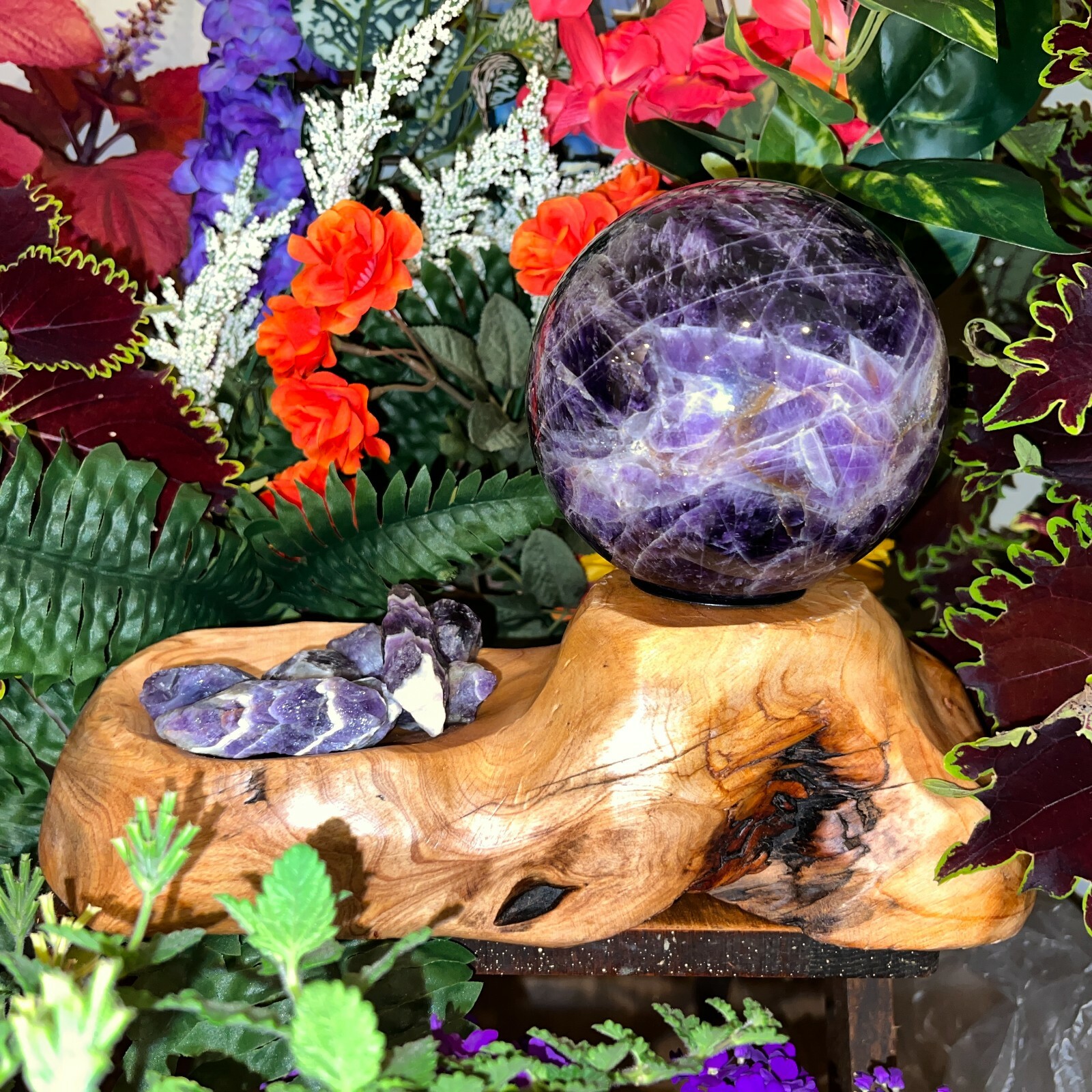 BEAUTIFUL 5+ lbs AURALITE 23 Sphere + Teak Wood Base + 1/2 lb Auralite Rough-A22