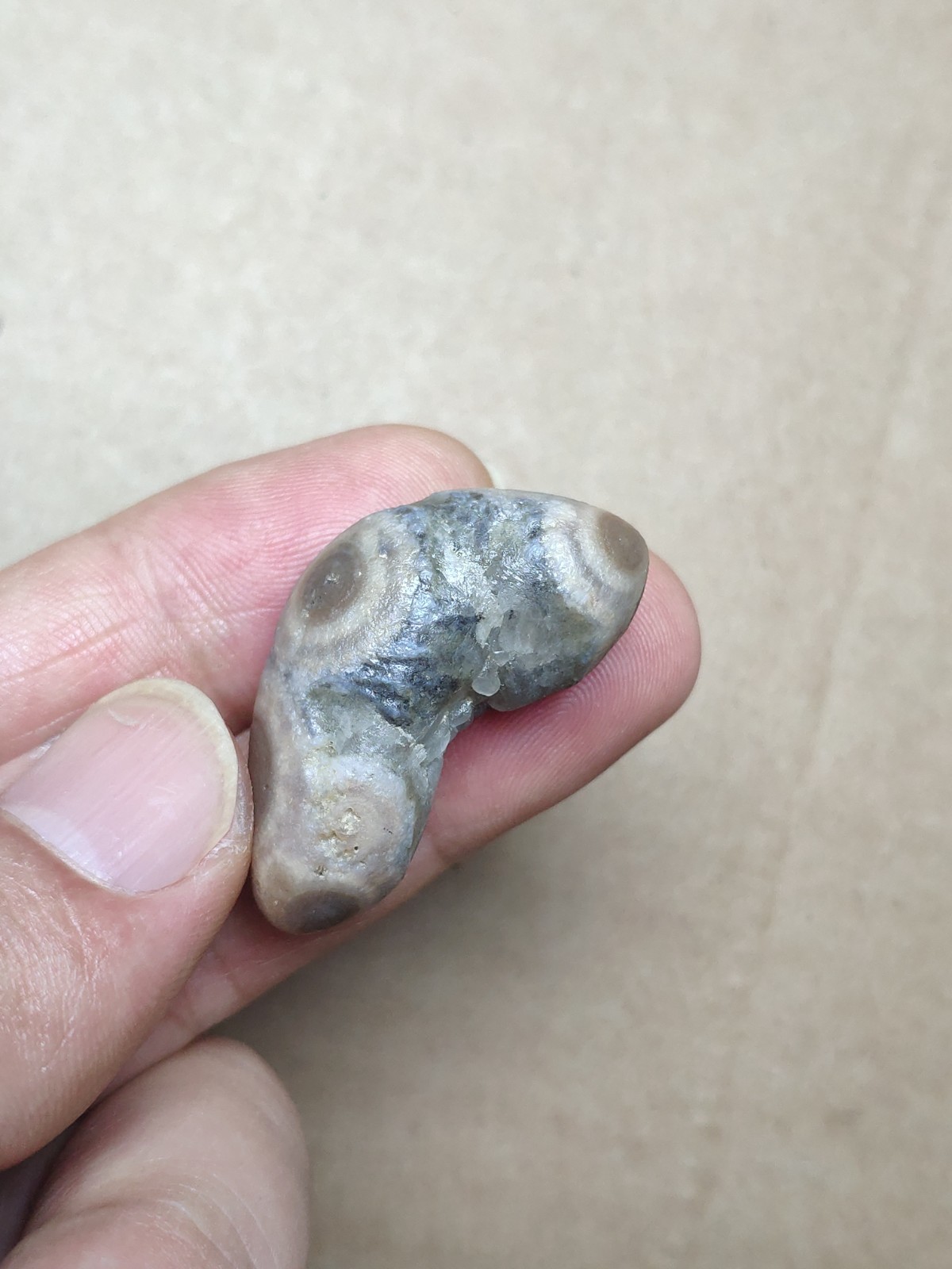 36mm Natural Gobi Agate eye agate stone collection Landscape stone