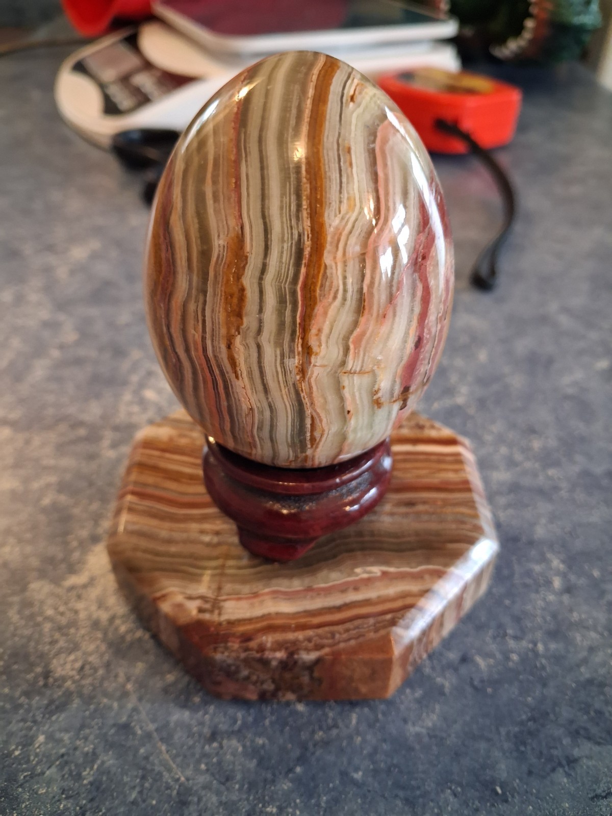 Banded Onyx Polished Egg Displayed on Hexagon Onx Base W/Wood Stand Beautiful!
