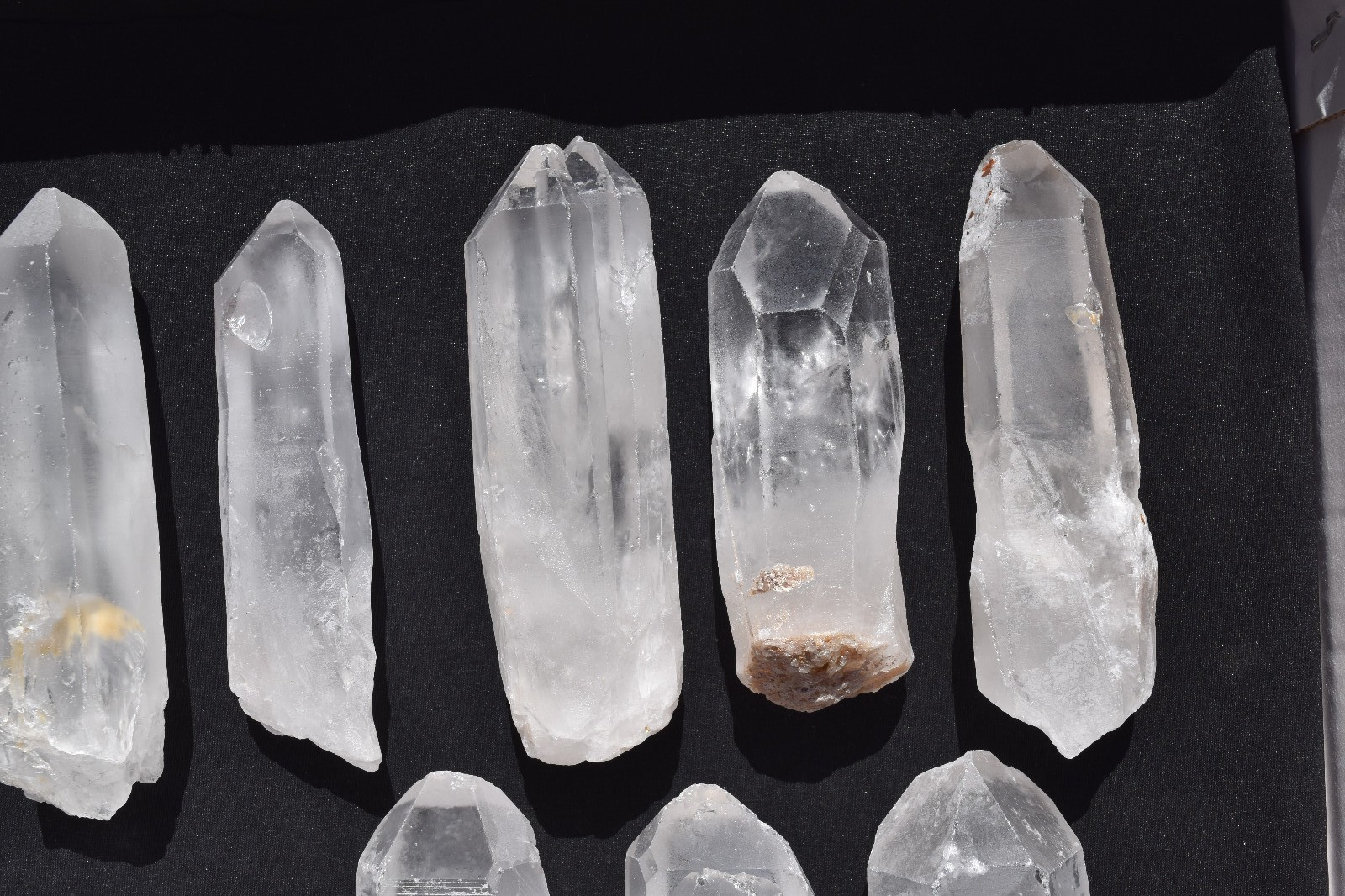 WHOLESALE Quartz Crystals from Madagascar 12 pcs 2.5 kg # 5666