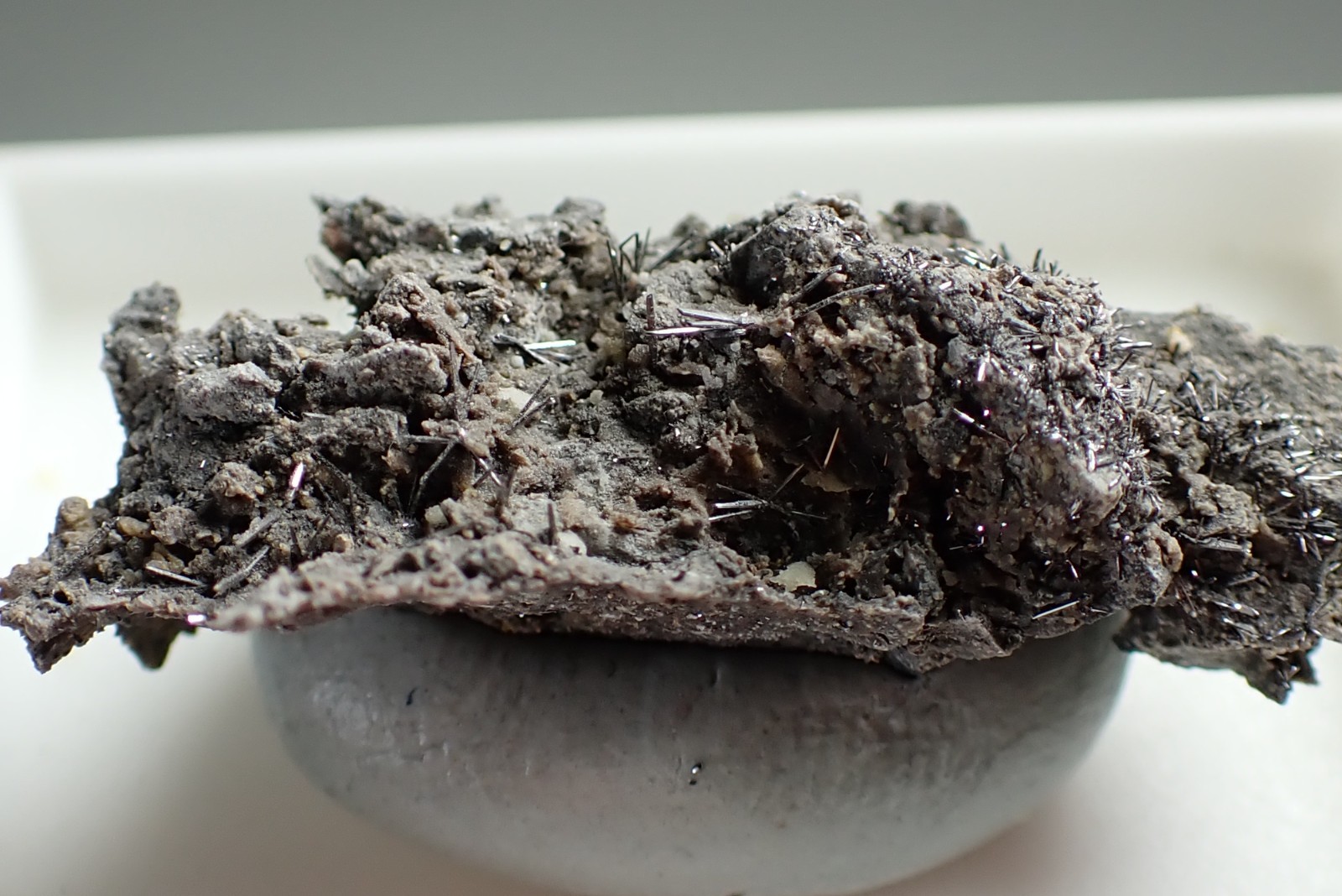 SELENIUM * CRYSTALS ON MATRIX * VERY RARE !!! Radvanice, CZECH REPUBLIC