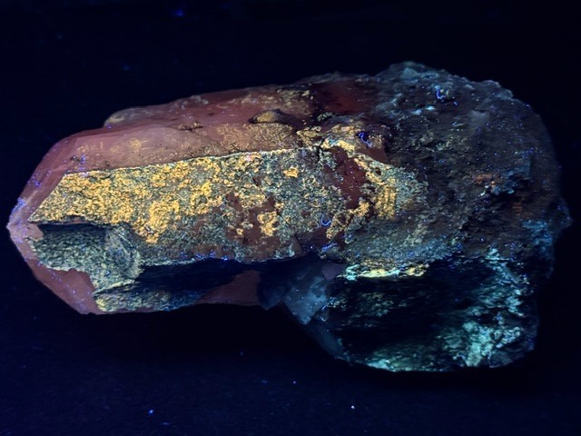 PHENOMENALLY FLUORESCENT /PHOSPHORESCENT 5″ CALCITE CRYSTAL ,COLORADO