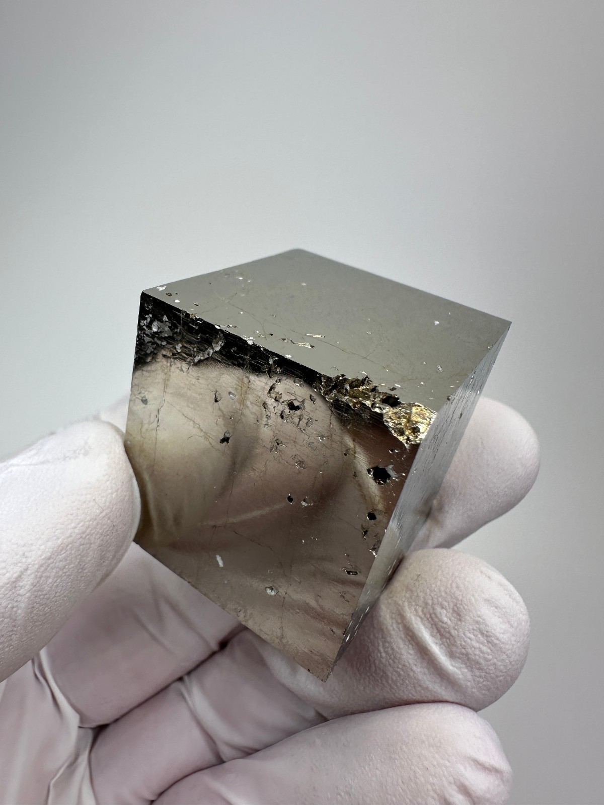 MIRROR SHINE__Beautiful Lusterous 1 1/4 ” Pyrite Cube__Navajun Mine, Spain