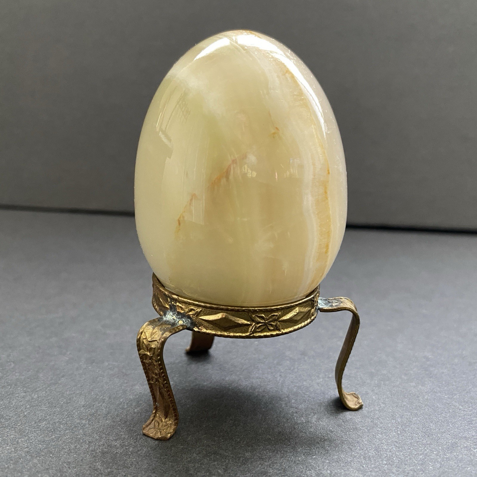 Natural Onyx Stone Egg With Stand Hand Polished Banded Agate Calcite Crystal