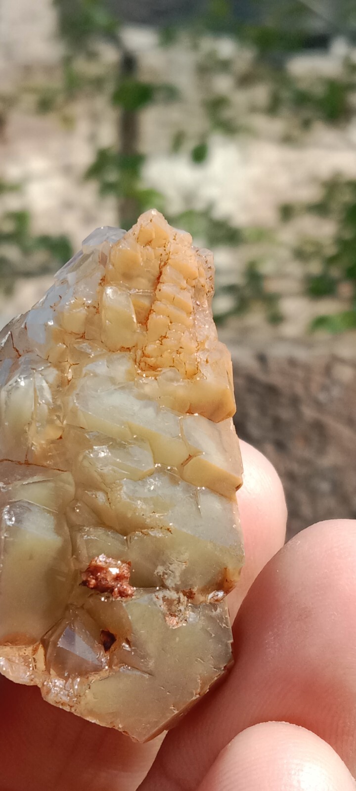 33.5Grams Tri color white brown and chlorine Beautiful Chlorine Quartz Crystal