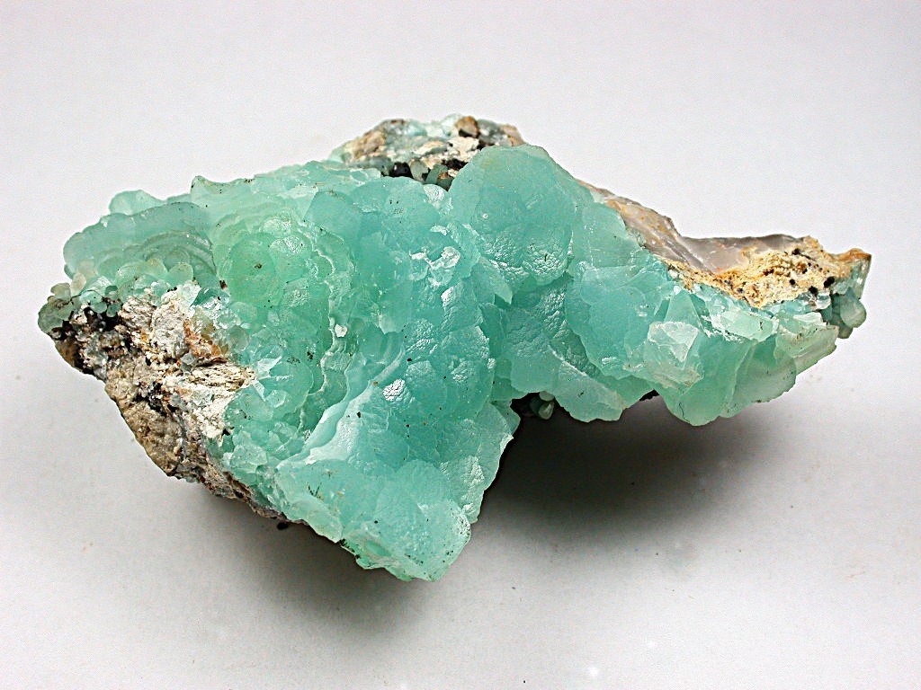 MINERALS : TRANSLUCENT BOTRYOIDAL SMITHSONITE, KELLY MINE, NEW MEXICO, 110 GRAMS