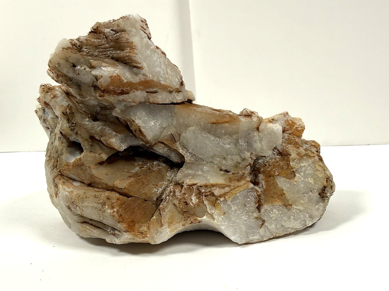 Natural Quartz Crystal Specimen Bladed Formation Iron Staining 1.9 Lbs
