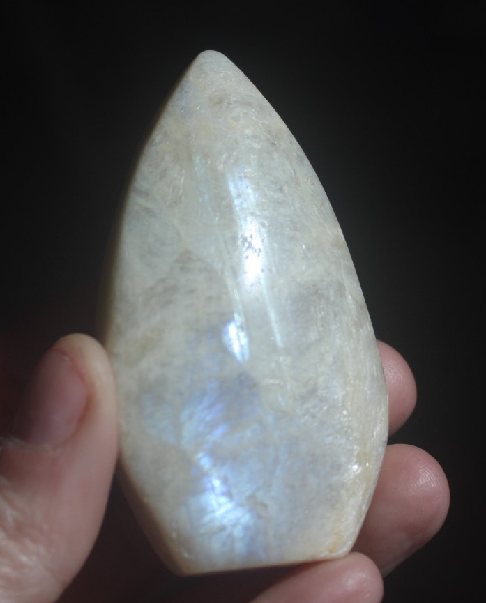 MOONSTONE TEARDROP FREEFORM 2.98 INCHES/ 101 GRAMS