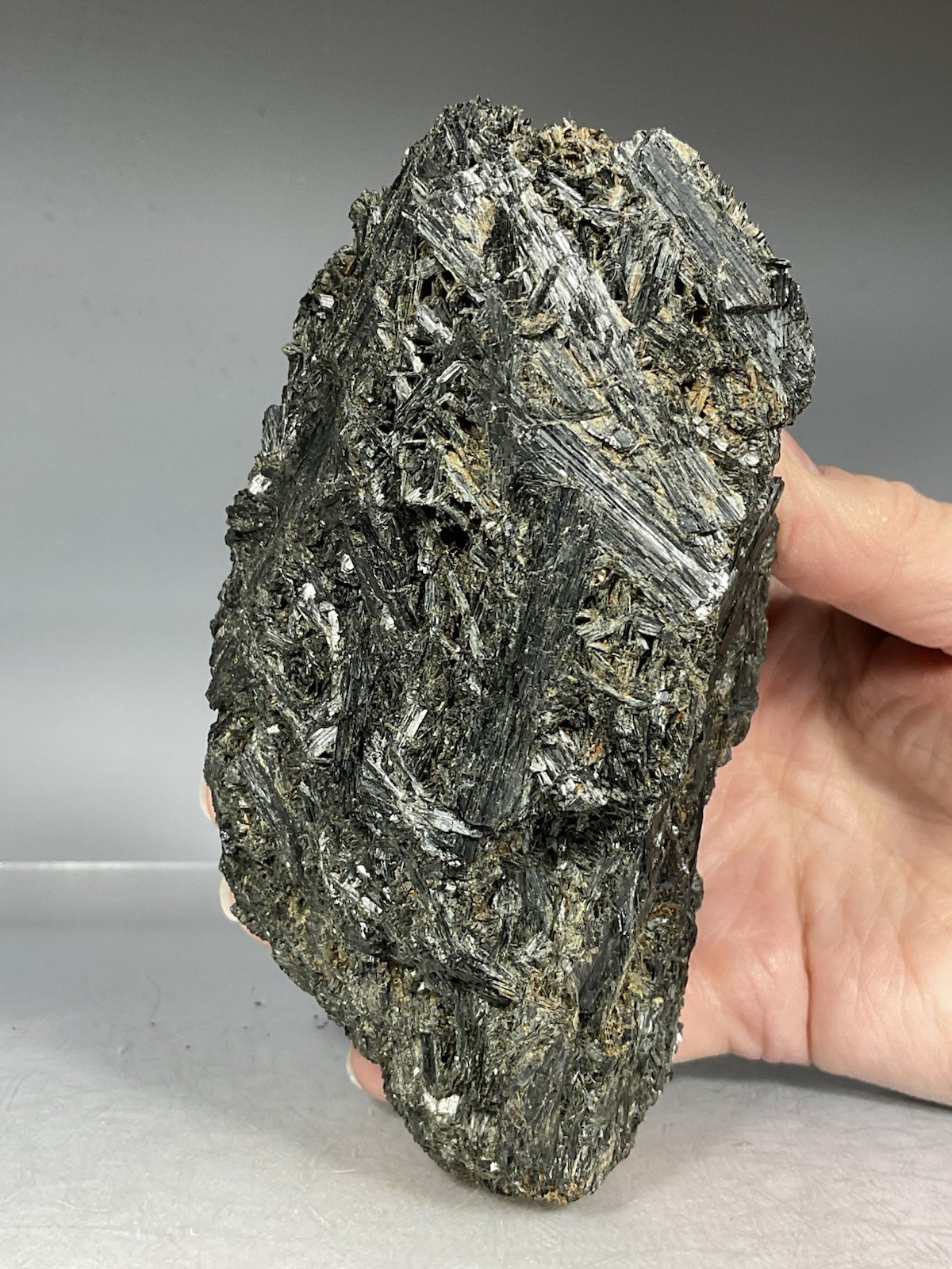 SS Rocks – Arfvedsonite (Imilchil, Morocco) 1.66lbs