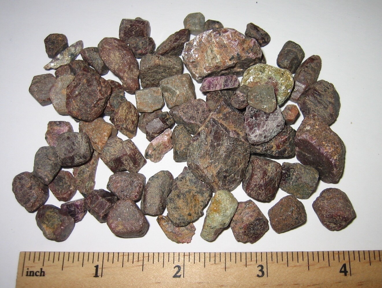 60+ SMALL NATURAL ROUGH 0.2″- 1″ MINE RUN RUBY CRYSTAL MINERALS ~ 157.4grams *A