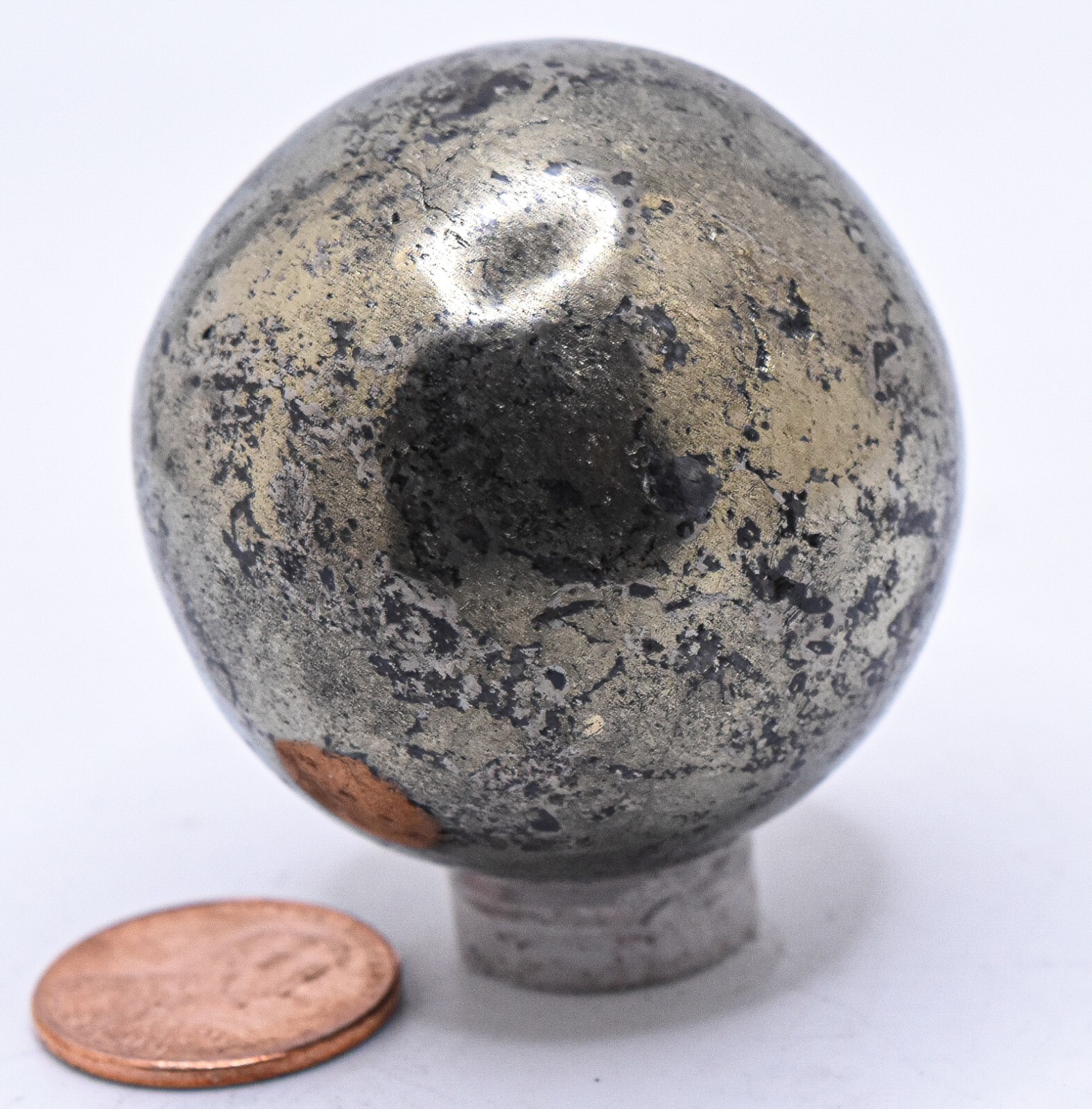 42mm 155g Golden Chalcopyrite w/ Black Hematite Crystal Mineral Sphere Ball Peru