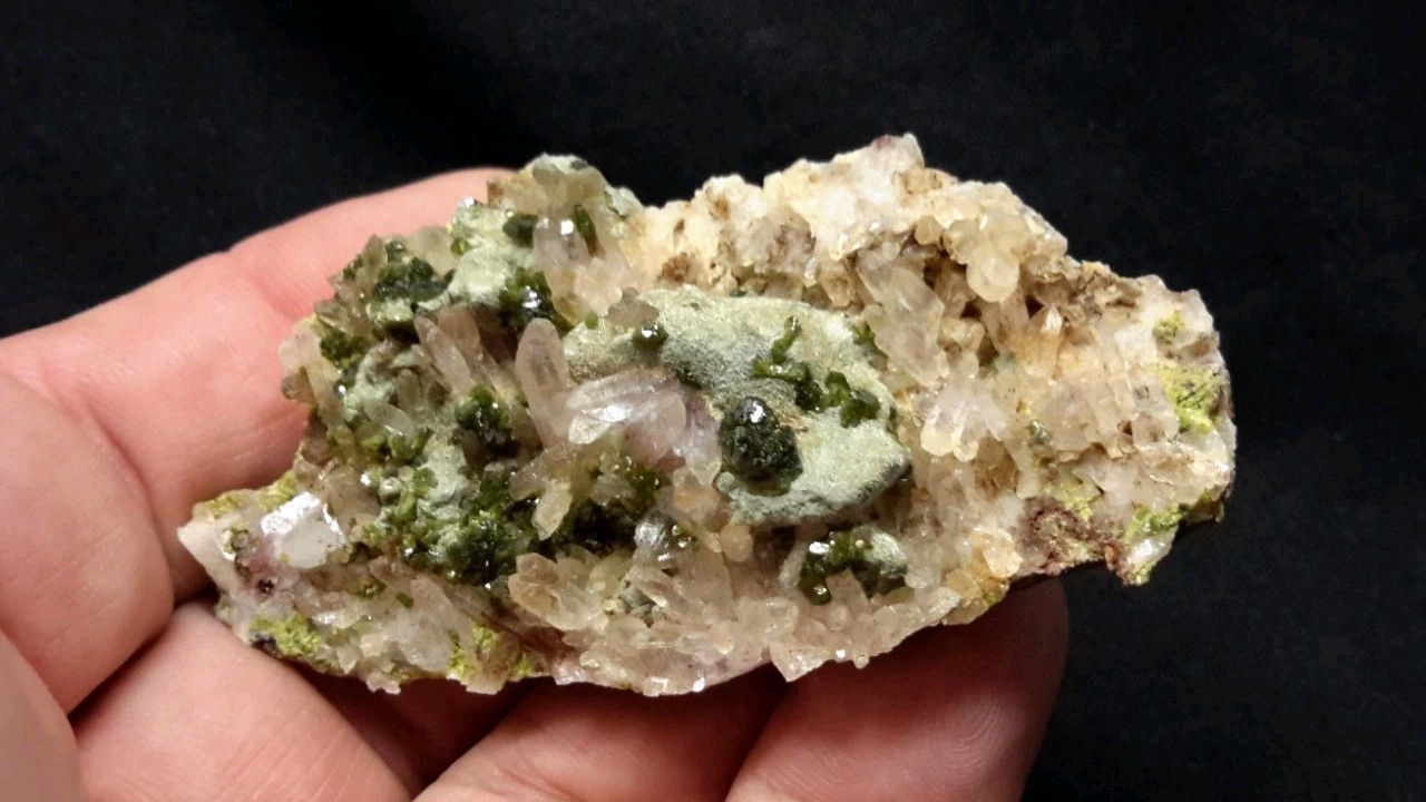 2.75″ EPIDOTE on QUARTZ from the Mibladen Mining District, Khénifra, Morocco