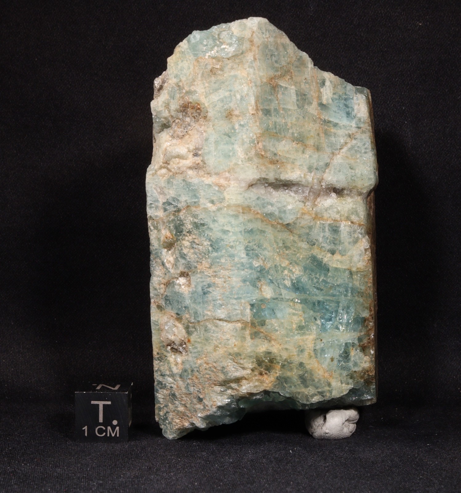 8.2 cm Beryl Hexagonal Crystal from New Haven County, Connecticut – 320 grams