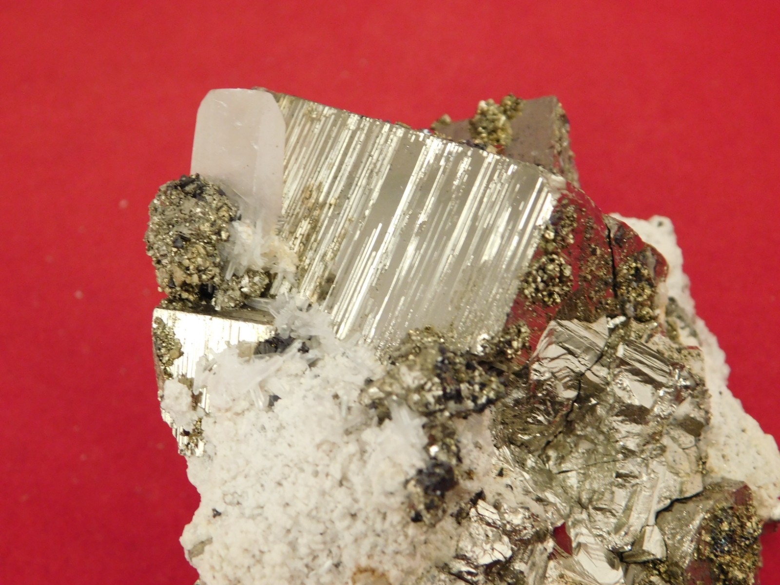FLUORESCENT Calcite Crystal with PYRITE Crystal CUBES! From Peru 295gr