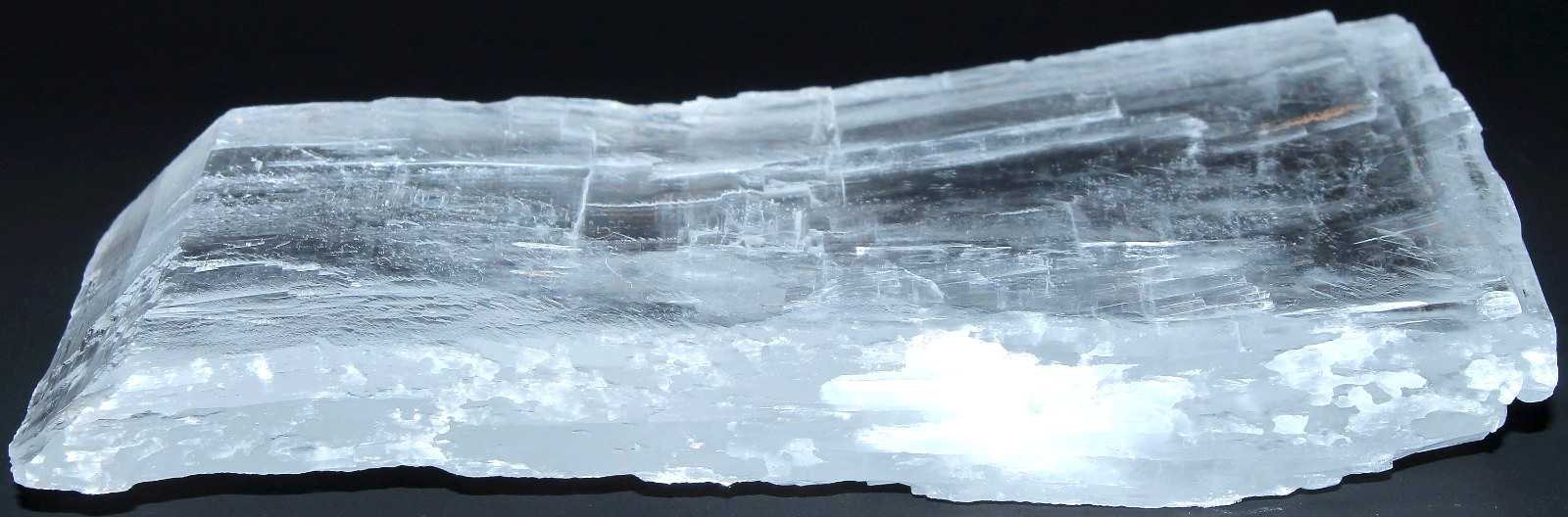 XL AAA Utah Ice Selenite Slab / 6.20″ (157.48mm) / 16.00 oz (453.59gr) / 3725