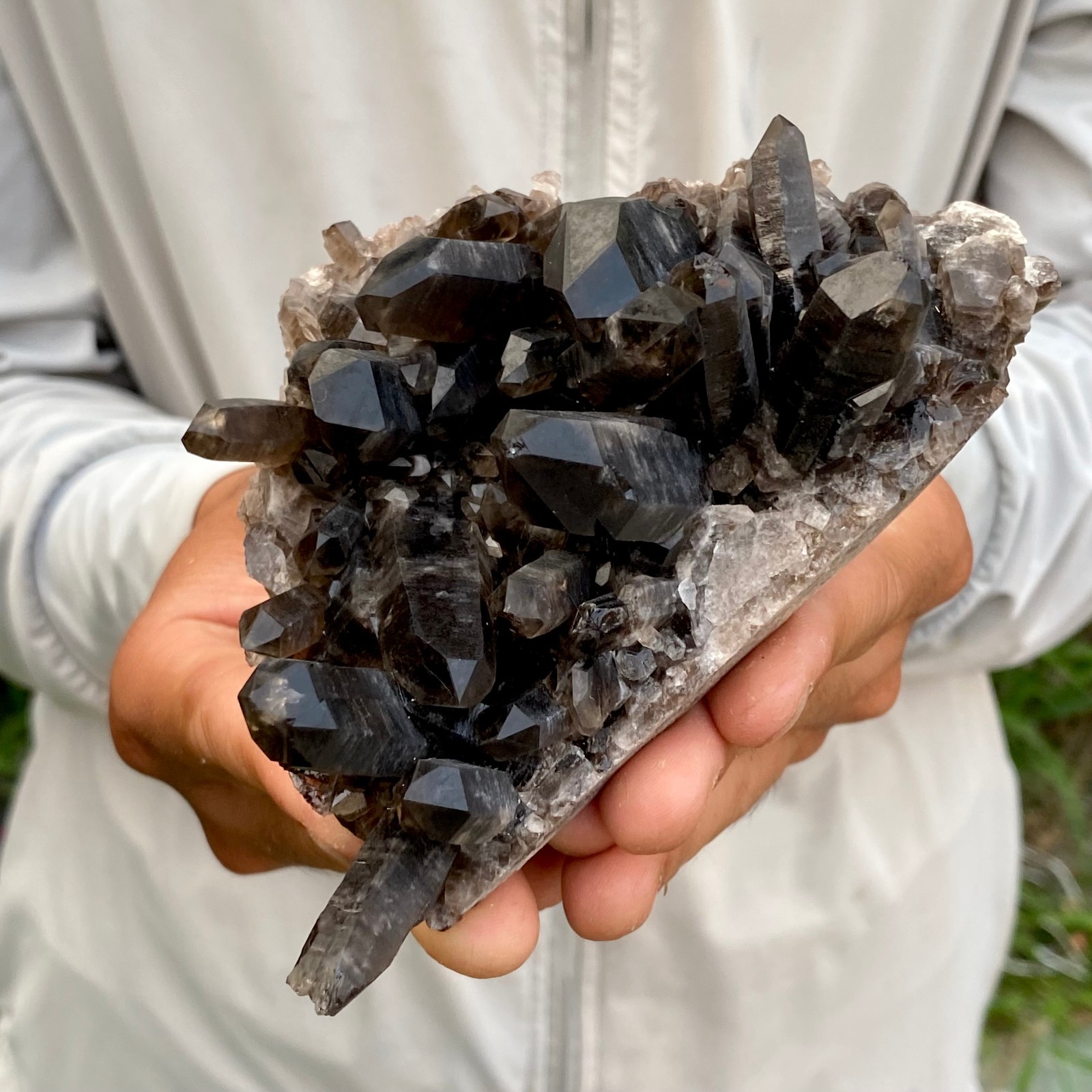 383G Natural smoky black quartz cluster crystal mineral specimen healing
