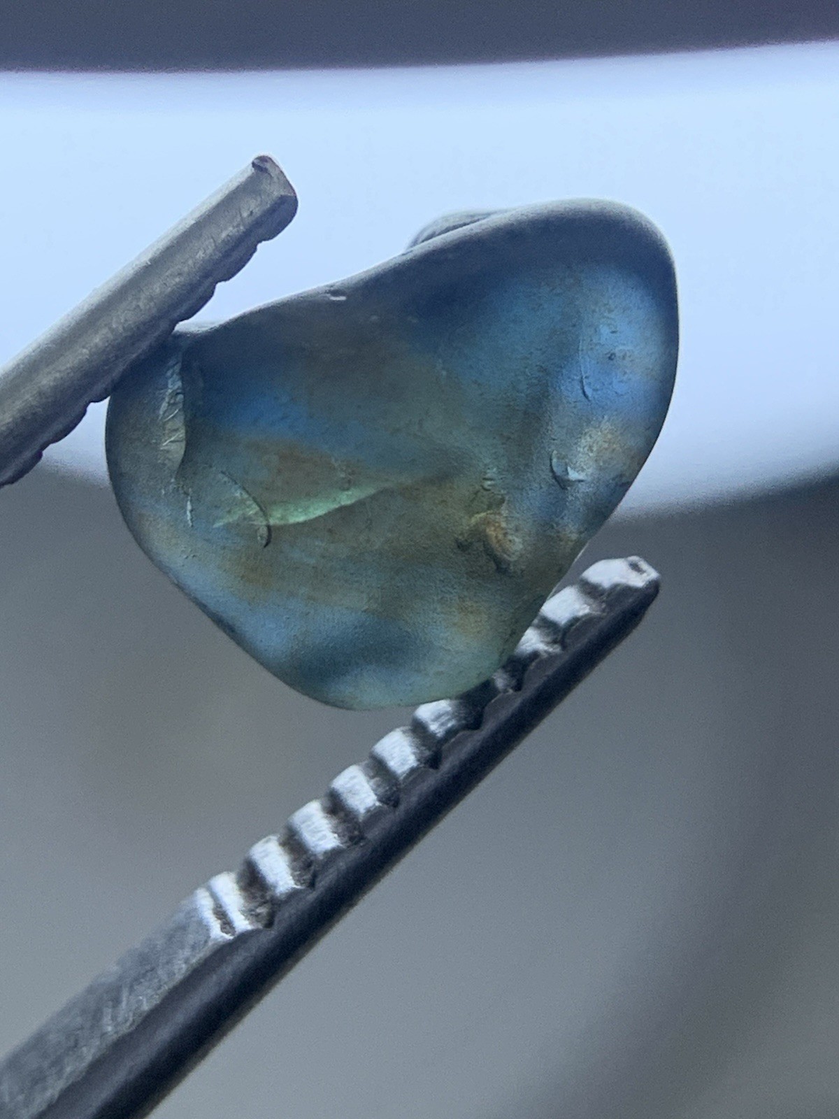 1.58 Crts Gorgeous Piece Facet Grade Blue & Green (Teal) sapphire Rough