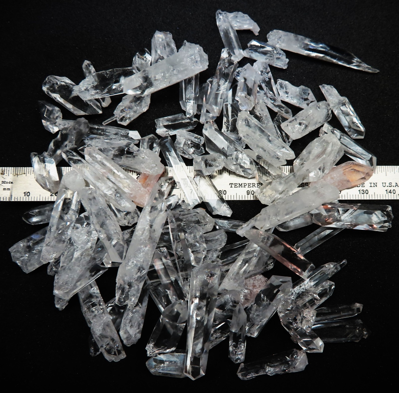 QUARTZ CRYSTALS, 8 OZ LOT OF SELF-NUCLEATED POINTS, LAB GROWN IN CLEVELAND, OHIO