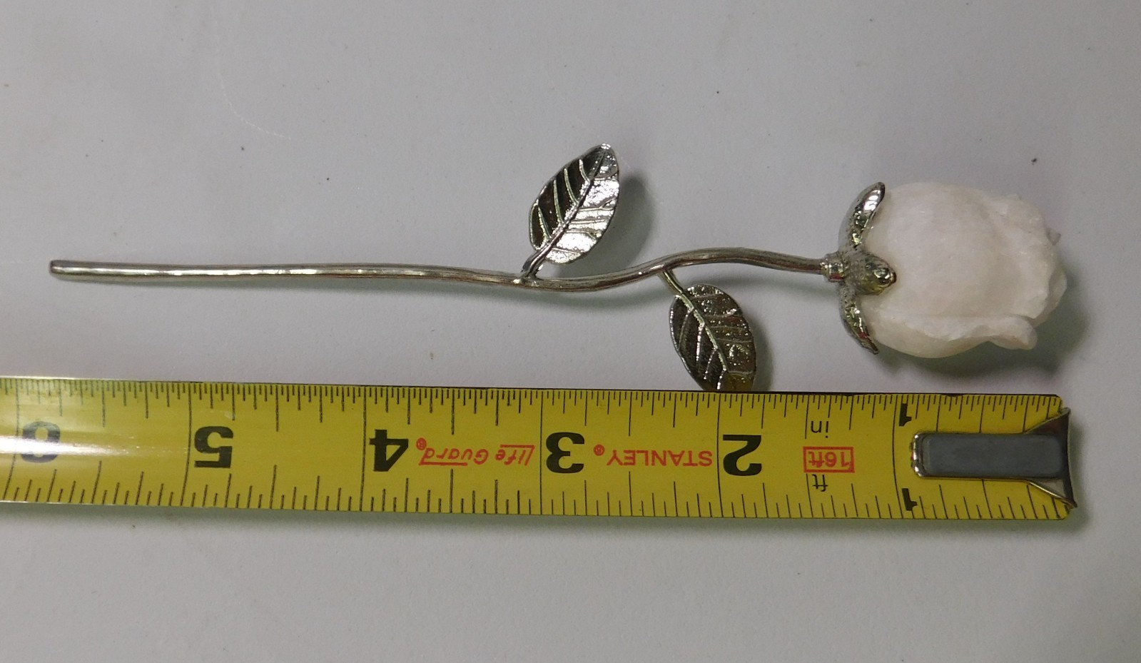 WHITE QUARTZ CRYSTAL CARVED ROSE ON SILVER TONE STEM