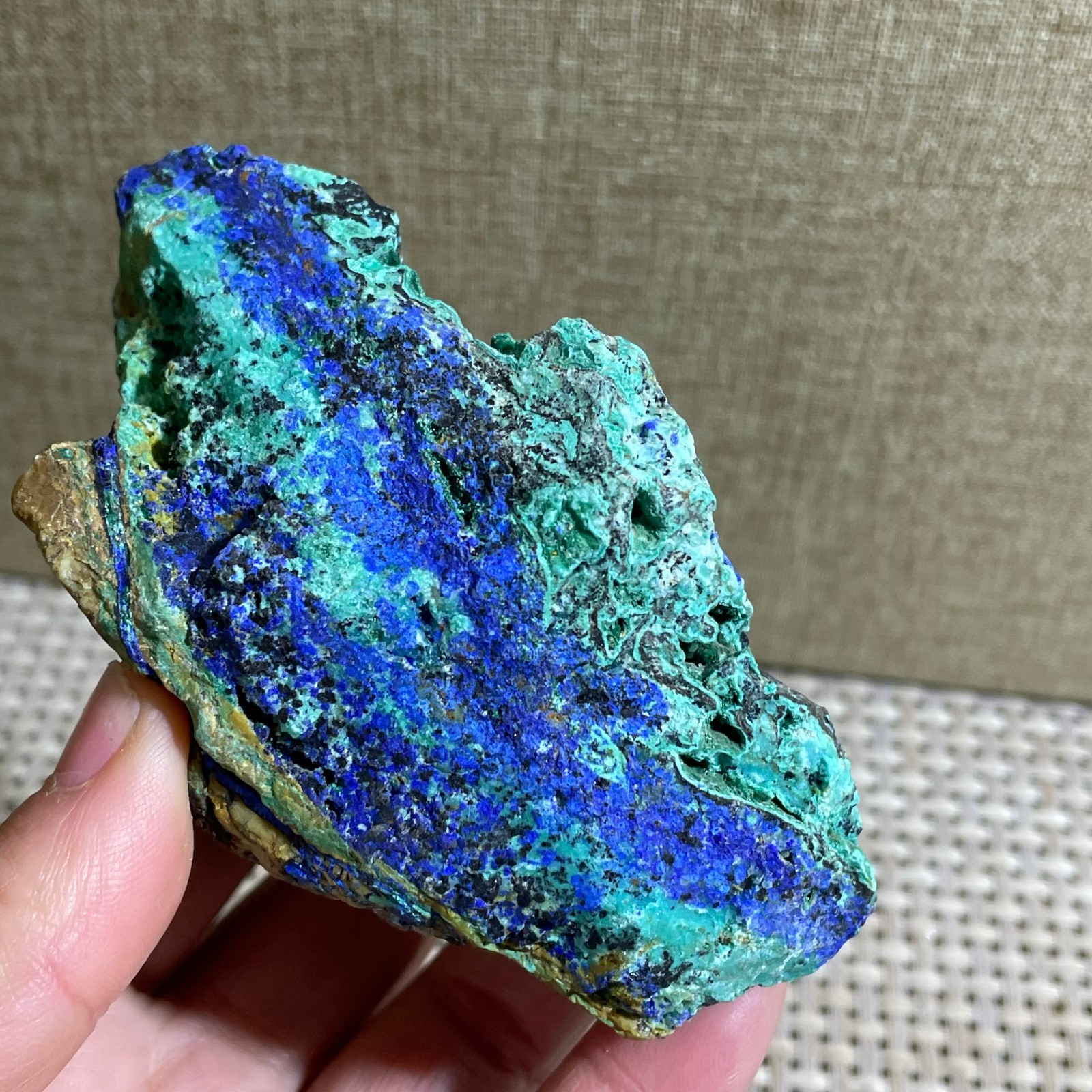 Restoration of Blue Copper Ore Quartz Crystal Mineral Samples 231g