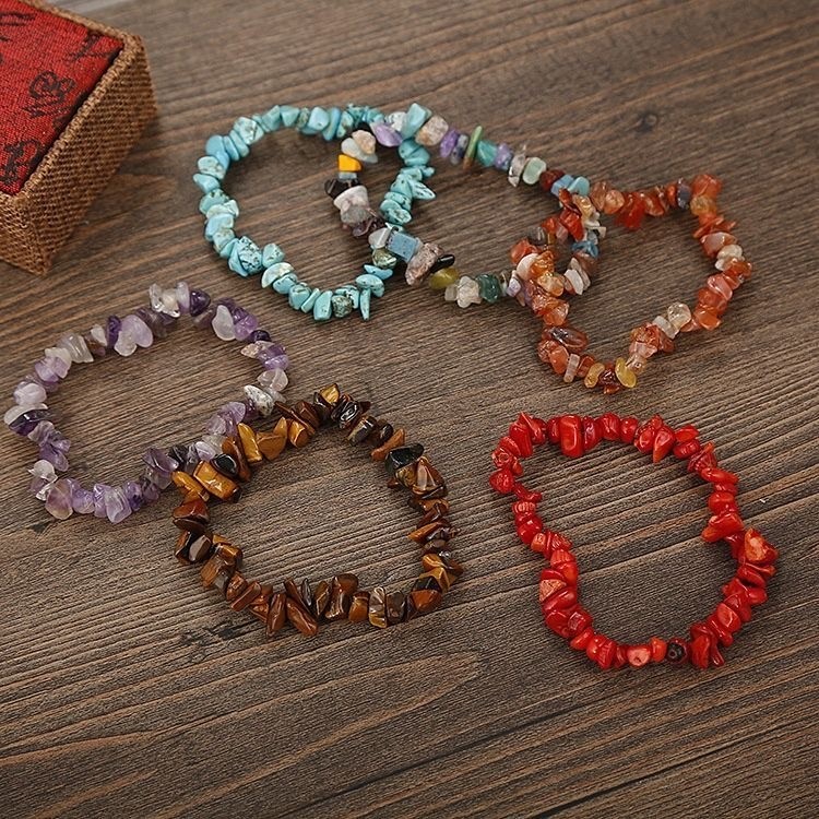10pcs Reiki treatment Crystal Quartz Natural Stone Bracelet Charm Raw chip