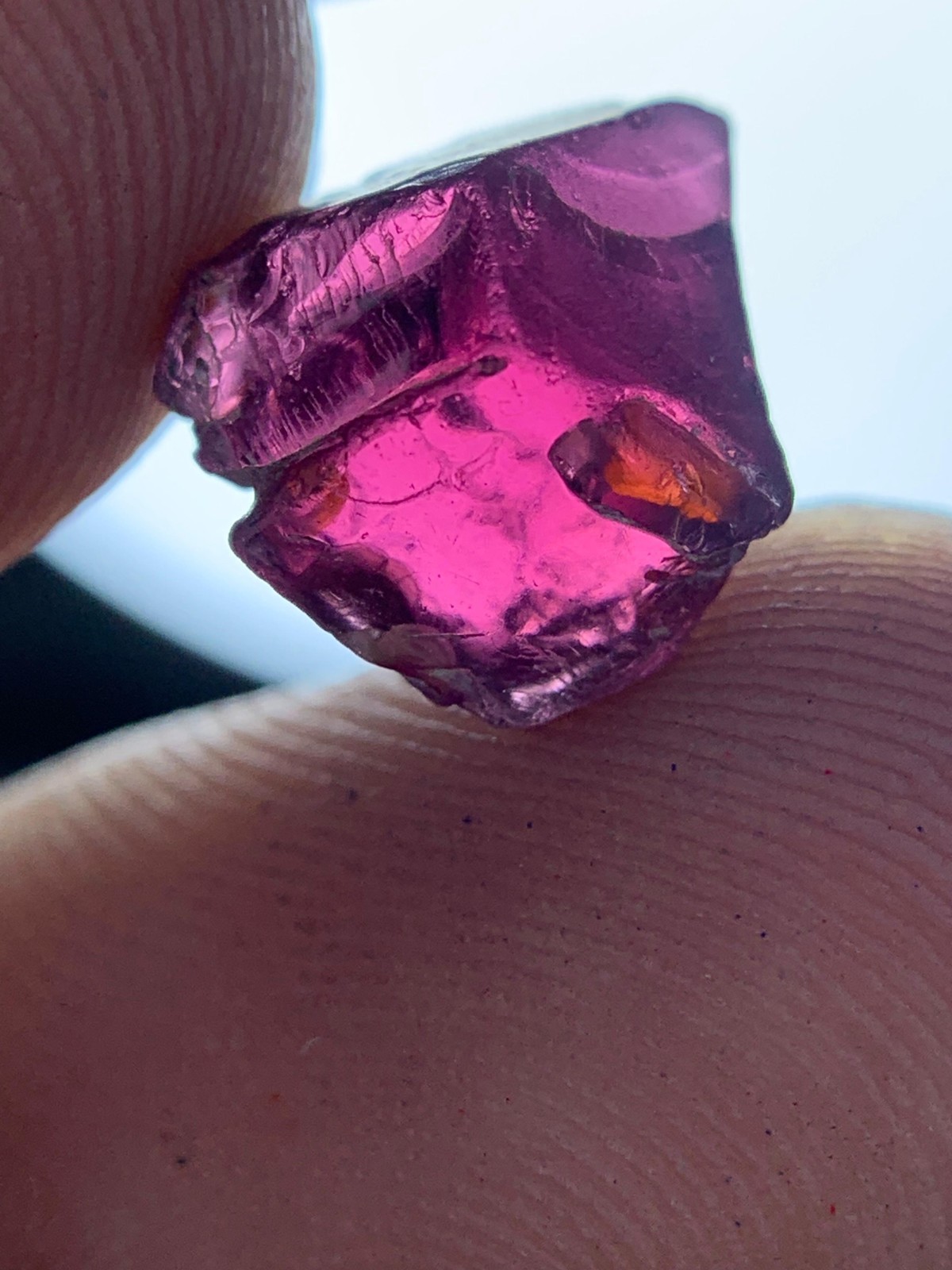 3 Crts Gorgeous Facet Grade Nice Hot Purple Umbalite Garnet For Cutting