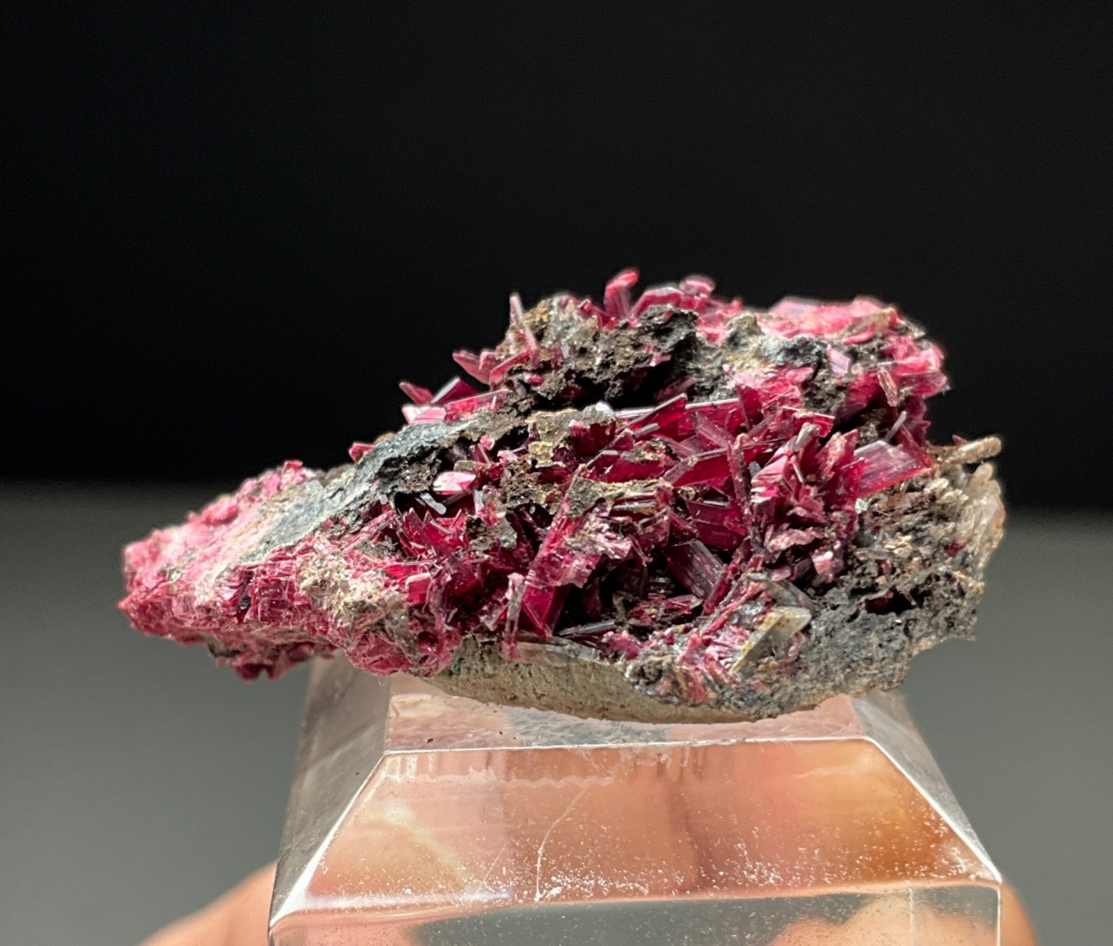 OUTSTANDING ERYTHRITE CRYSTALS FROM BOU AZZER MINE, MOROCCO
